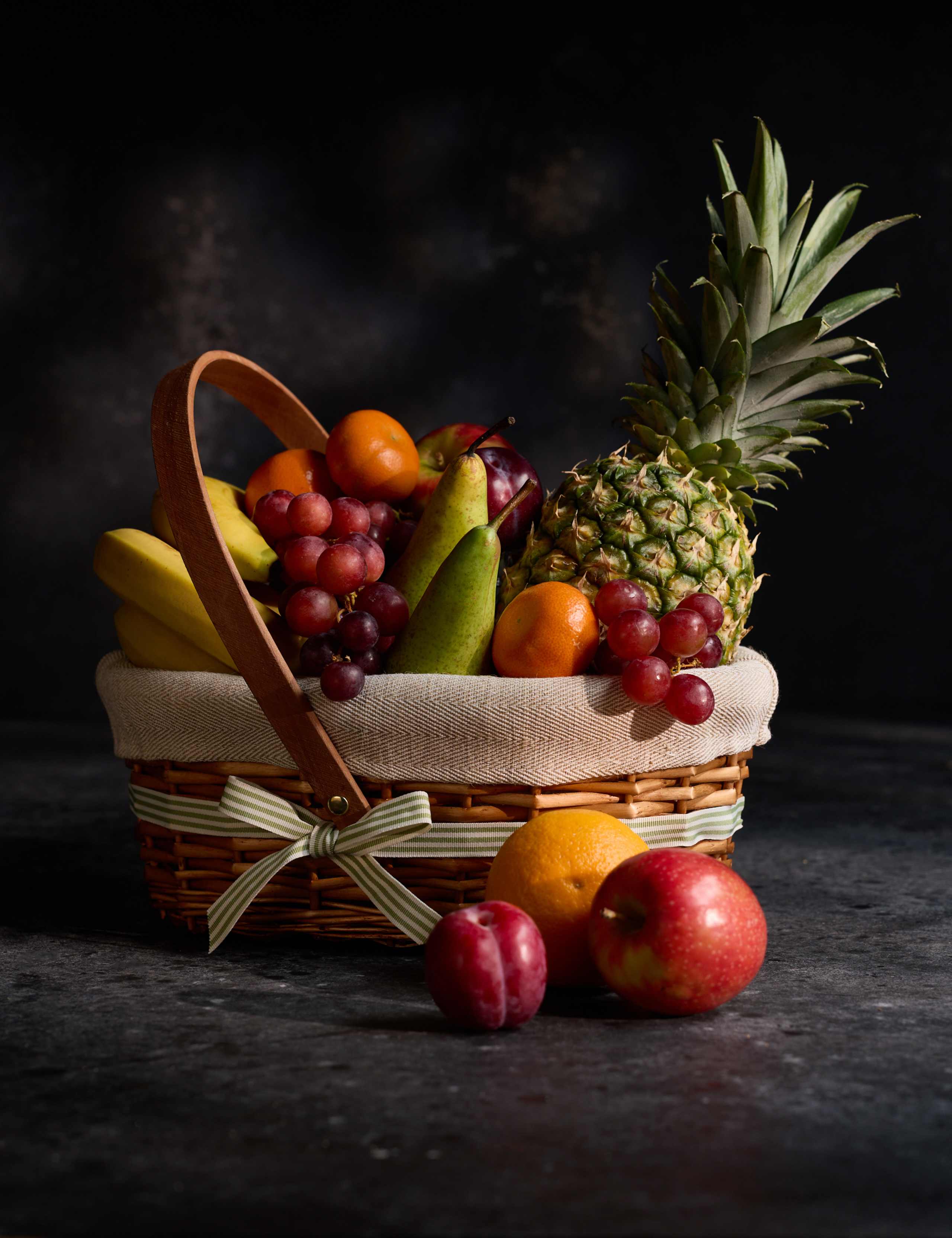 Medium Fresh Fruit Basket 1 of 4