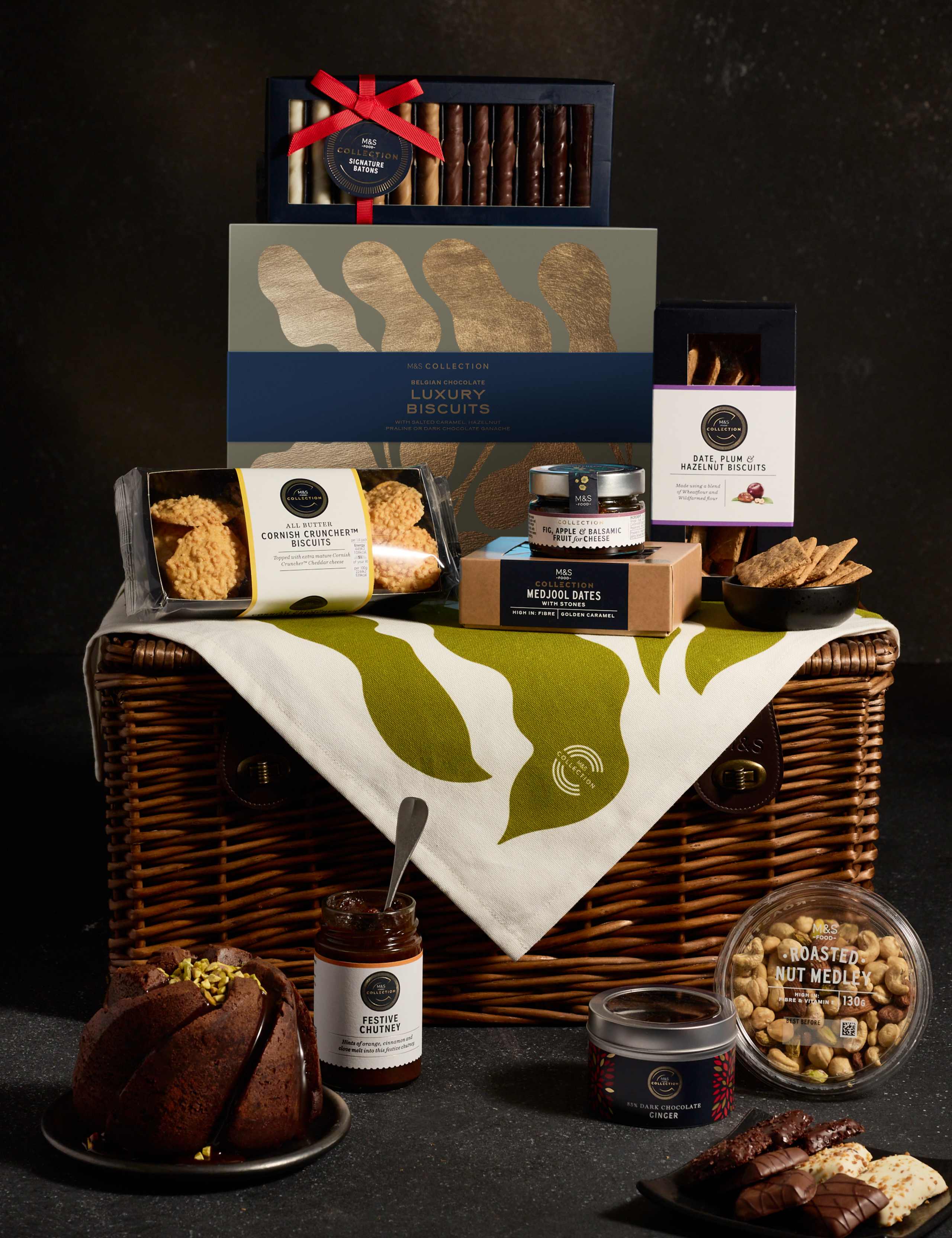 The Luxury Collection Christmas Hamper (Without Alcohol) 1 of 5