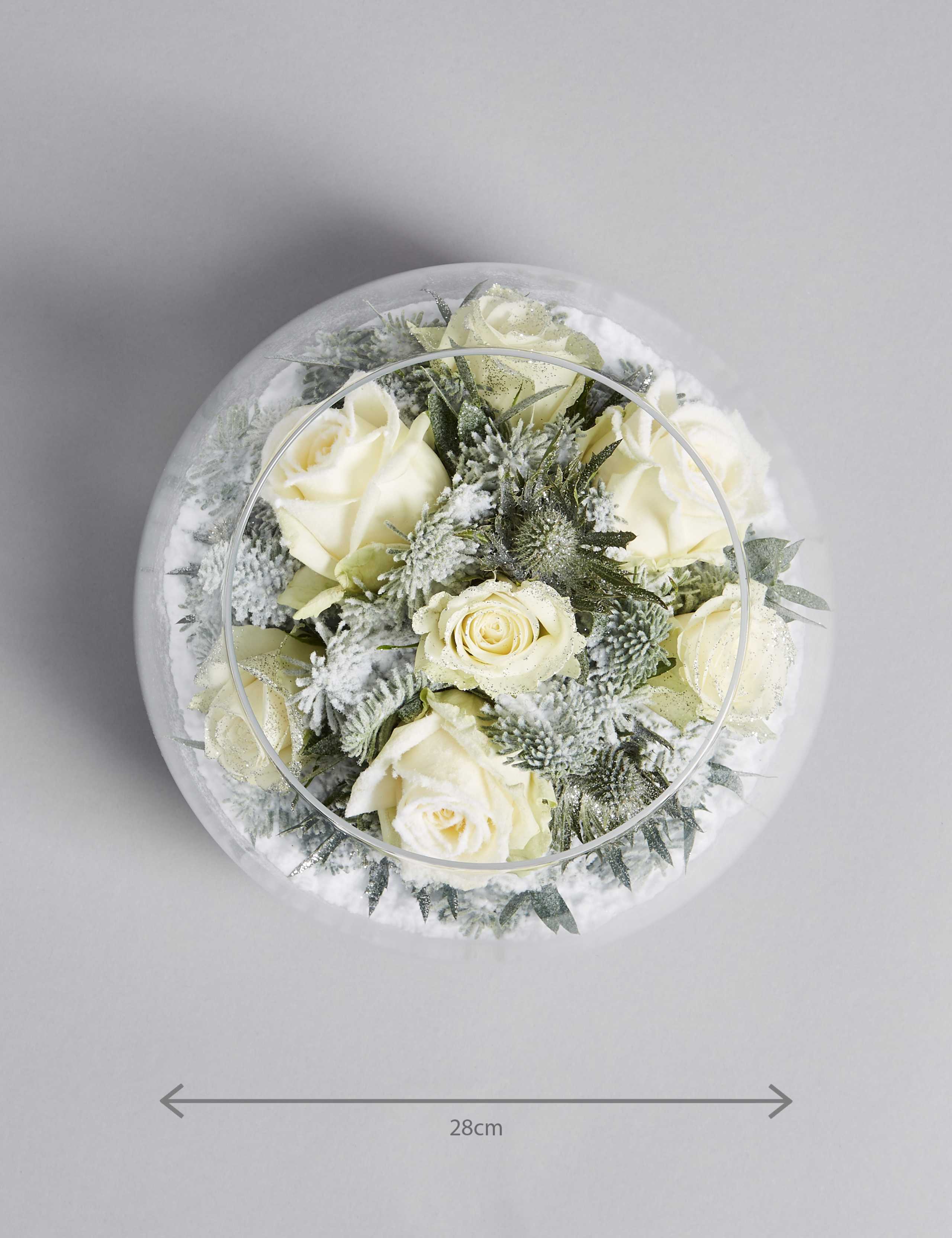 Snow Globe Christmas Vase 4 of 5
