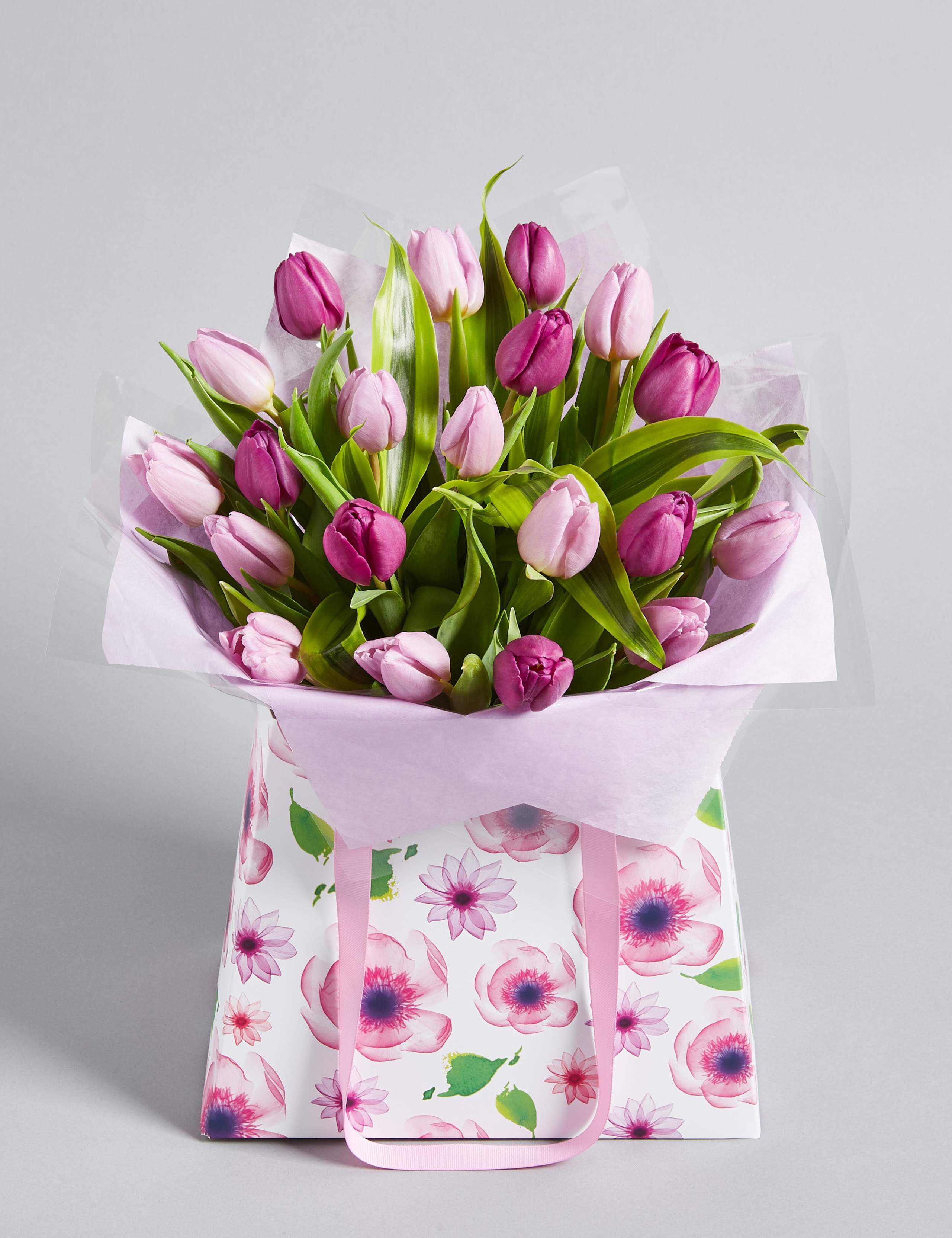 Mother's Day Tulip Gift Bag 1 of 6