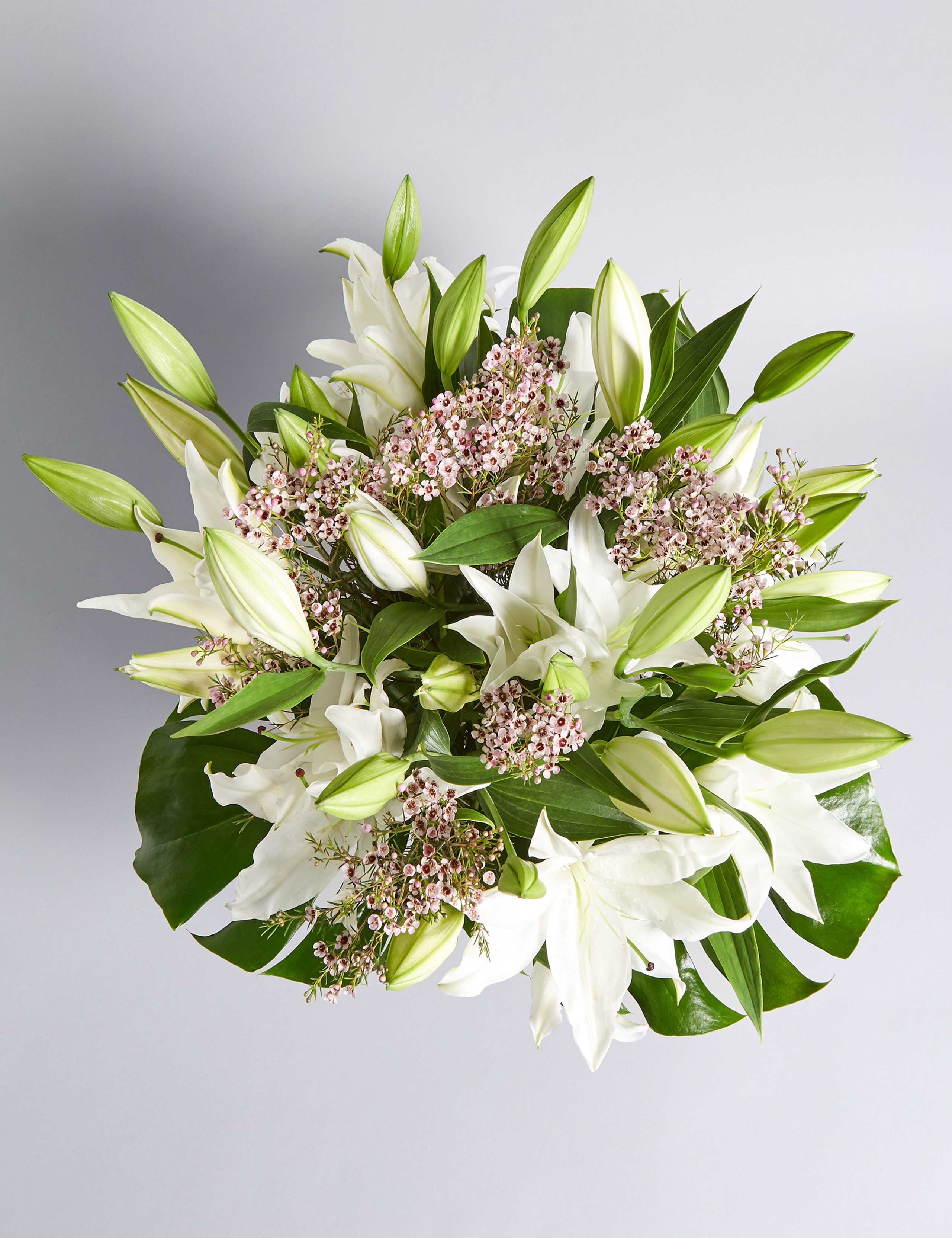 Fairtrade® Lily Bouquet 5 of 7