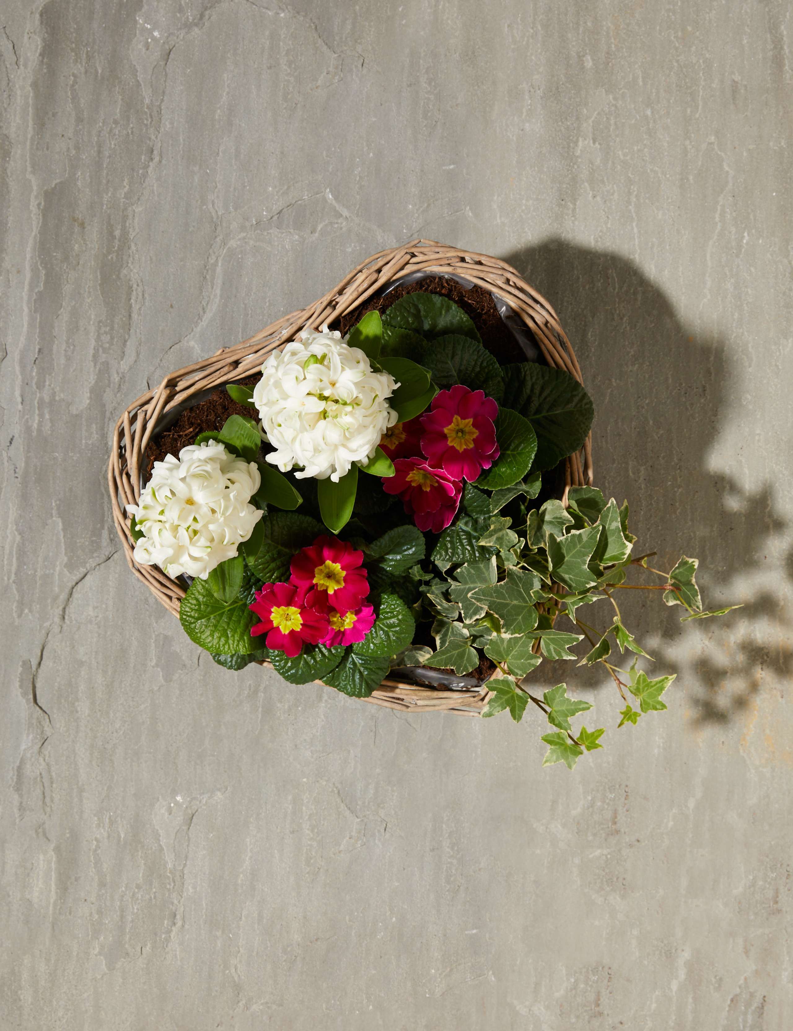 Mum's Heart Basket 2 of 6
