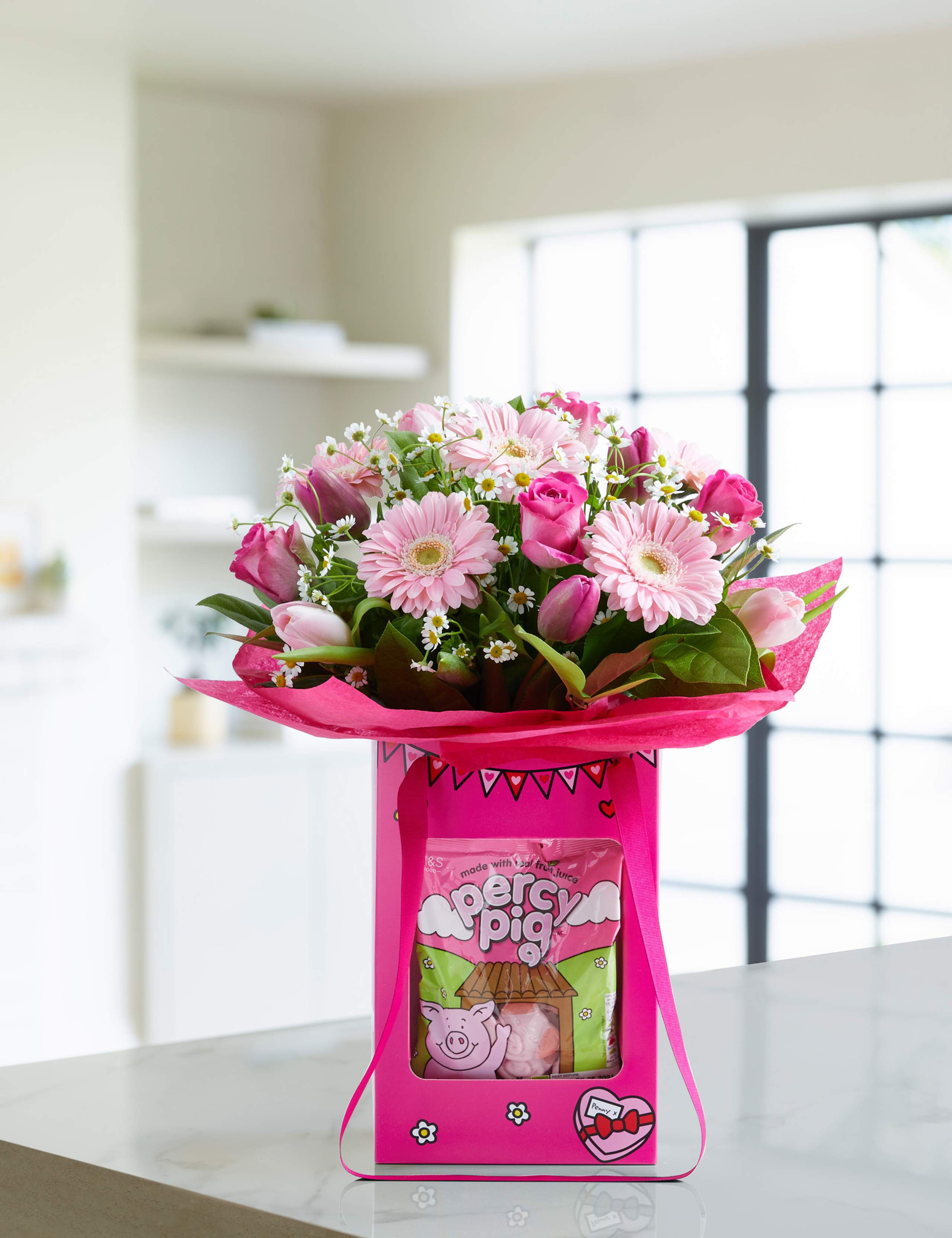 Valentine's Percy Pig Gift Bag 1 of 4
