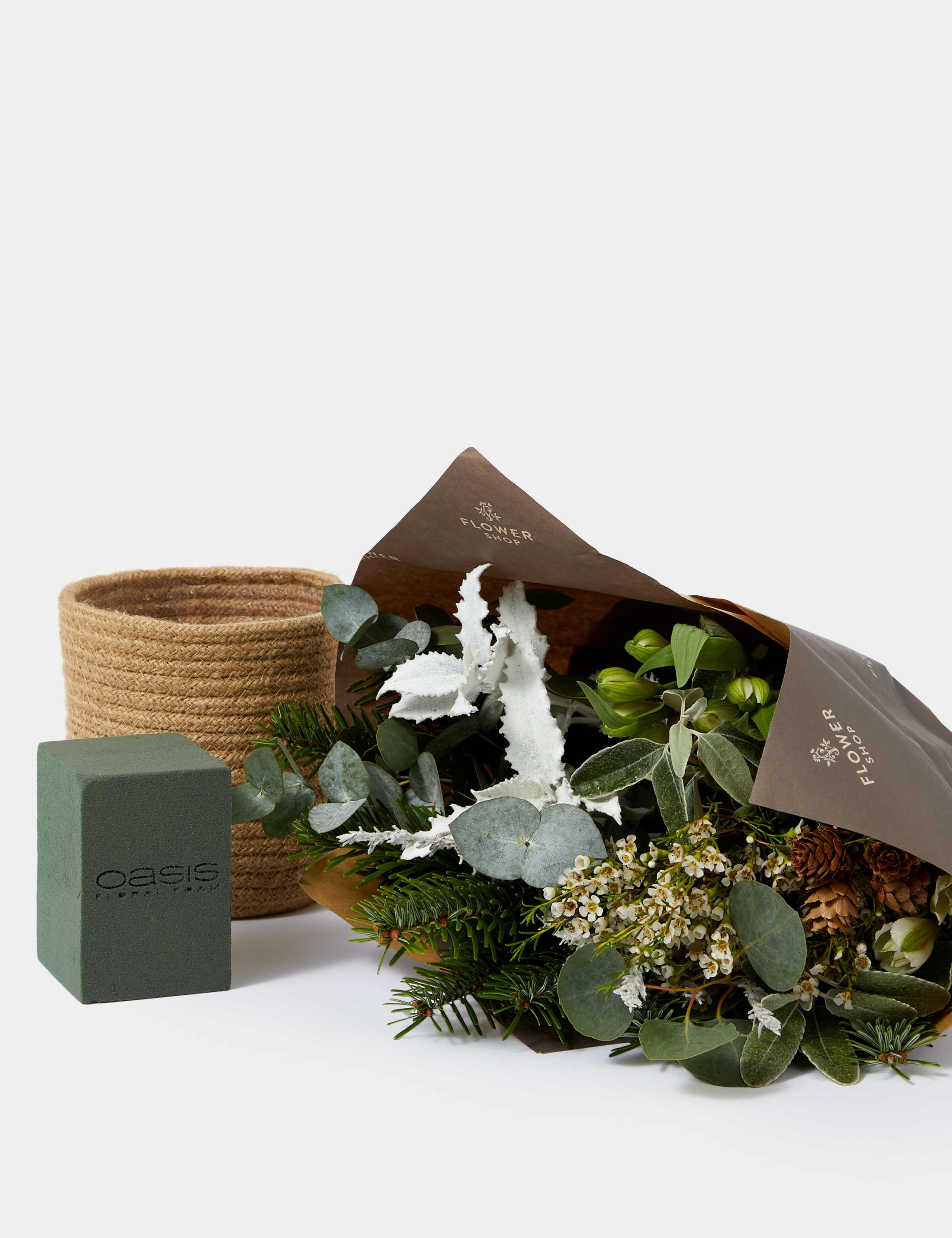 Create Your Own Christmas Table Arrangement 6 of 7