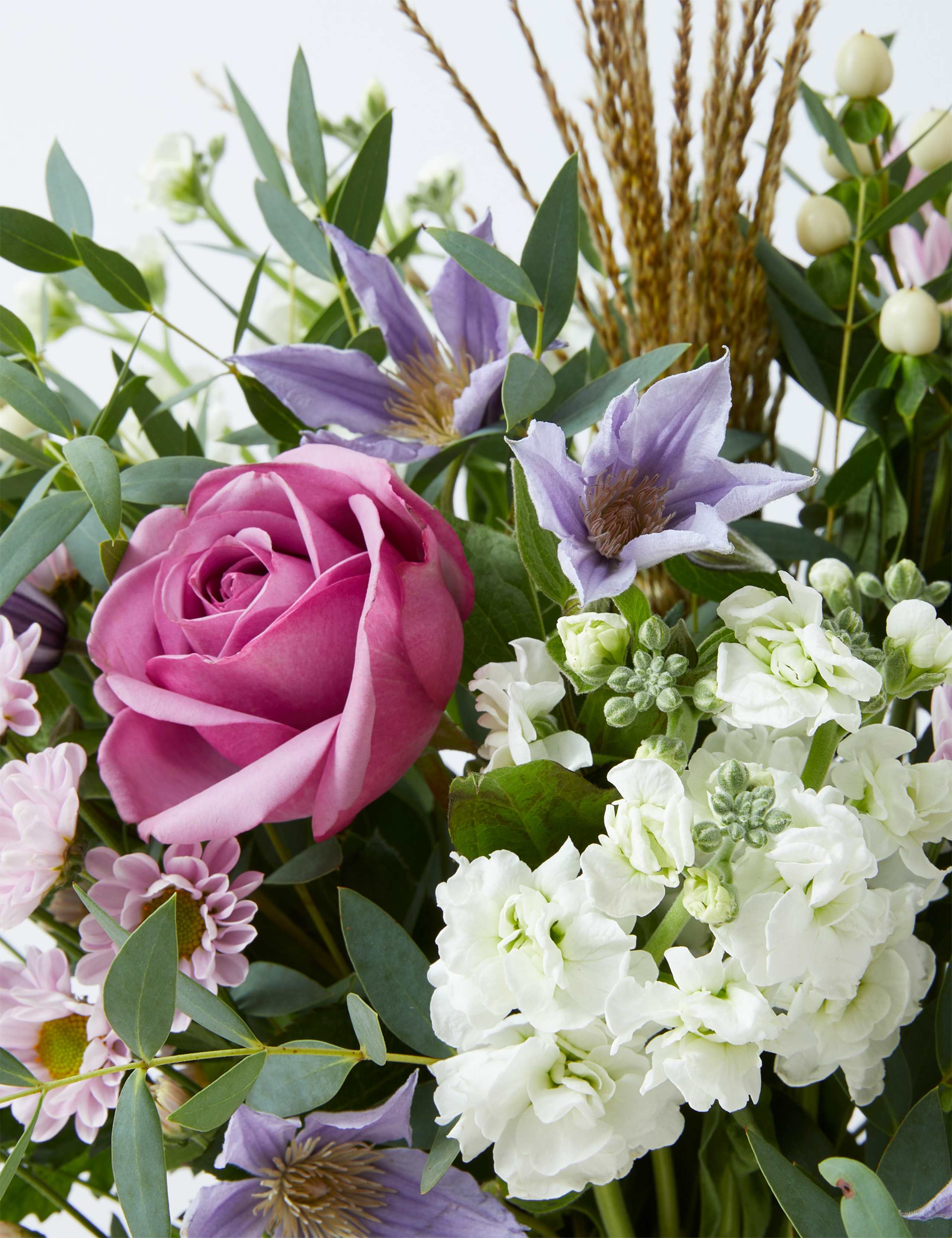 Your House Flowers Ready to Arrange - Prettily Pastel Bouquet 5 of 6