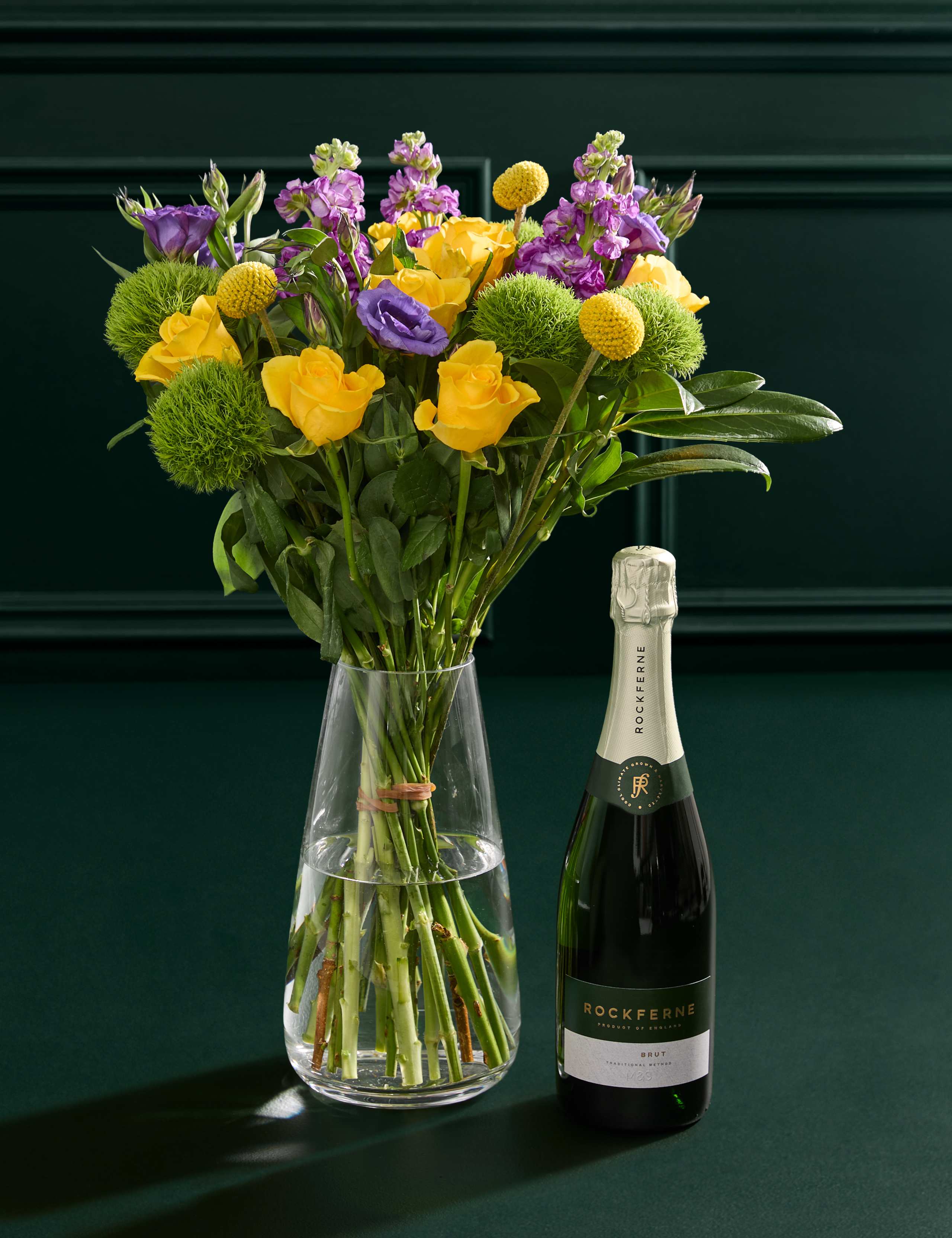 Wimbledon Bouquet with Rockferne Sparkling Wine 1 of 8