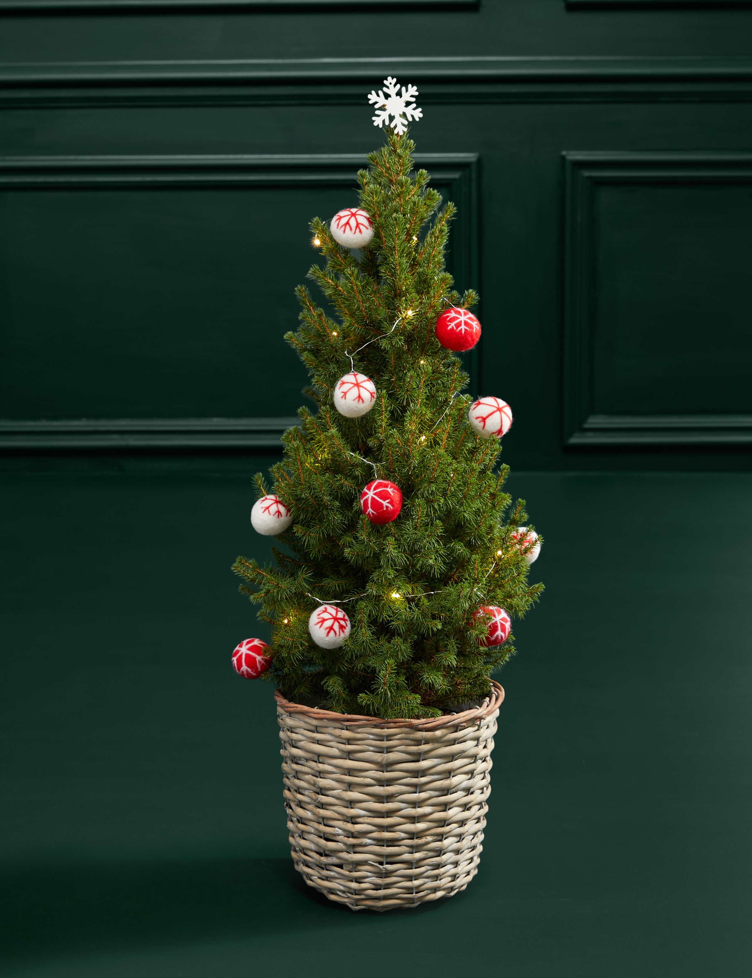 Luxury Felt Decorated Christmas Tree 3 of 4