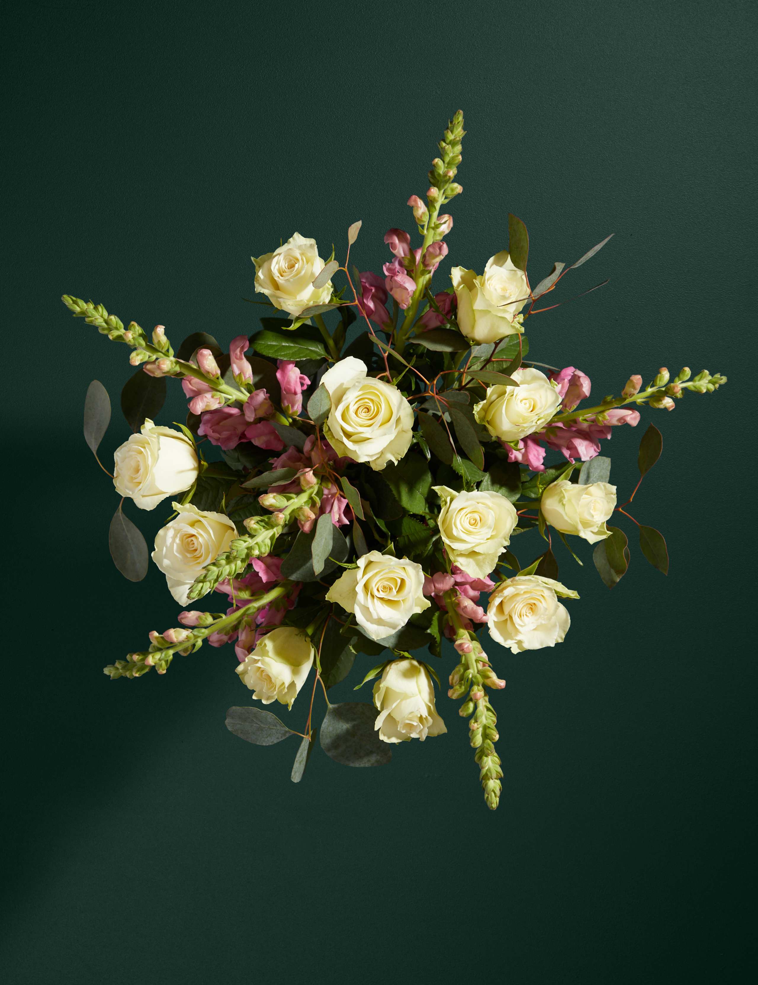 Lovely Mum Rose Bouquet with Prosecco 2 of 7