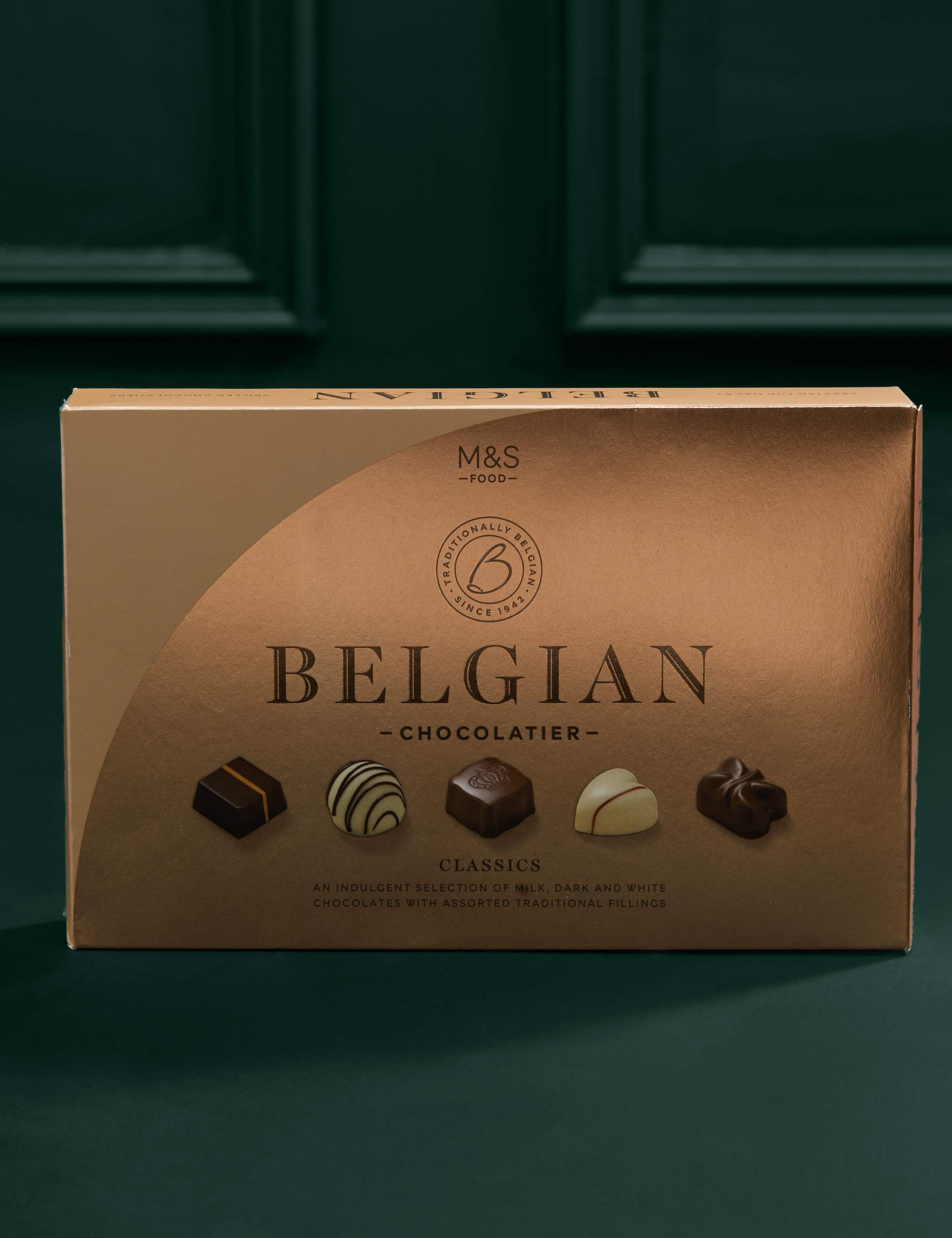 Bright Roses Bouquet with Belgian Chocolates 4 of 8