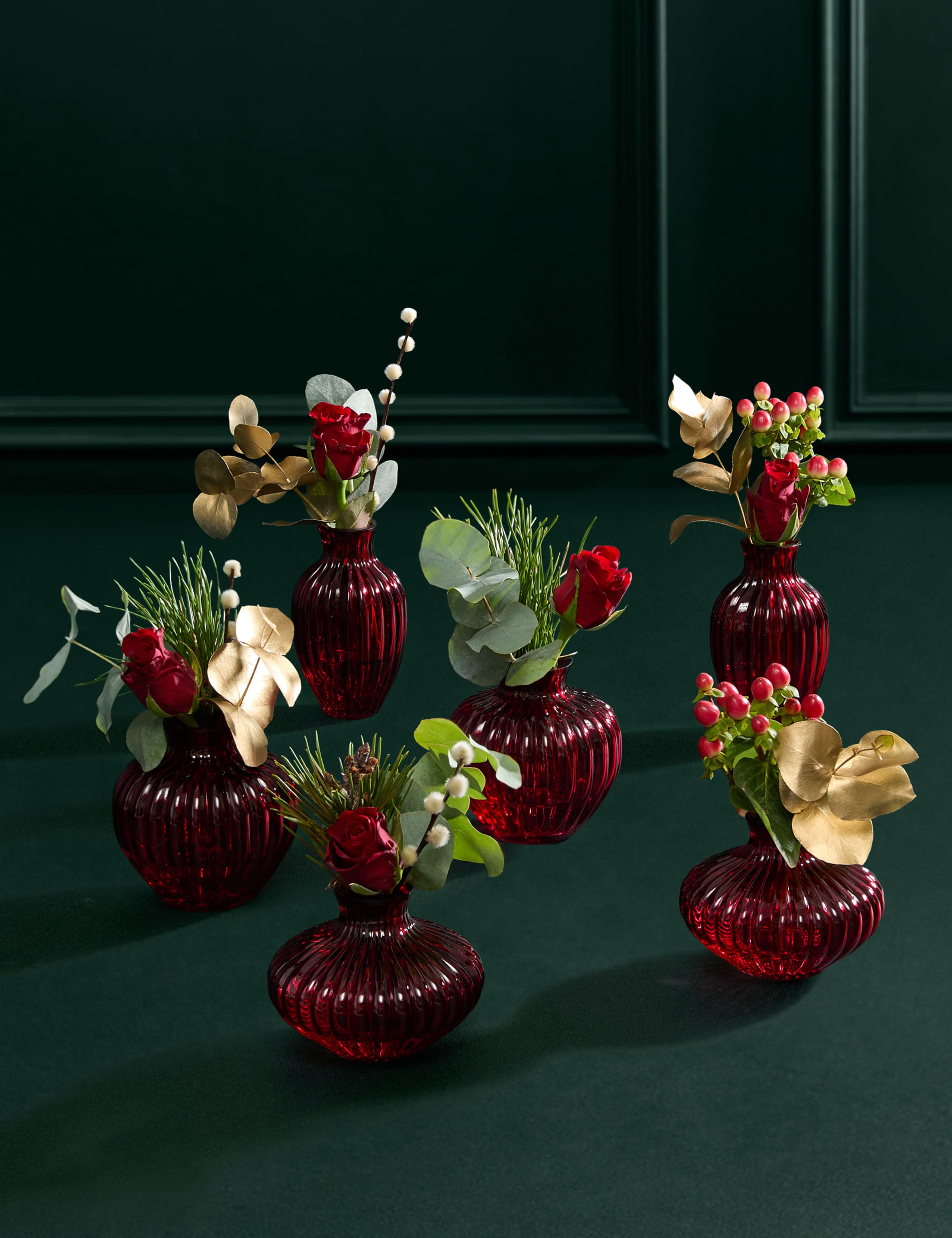 Festive Red Floral Center Piece 1 of 8