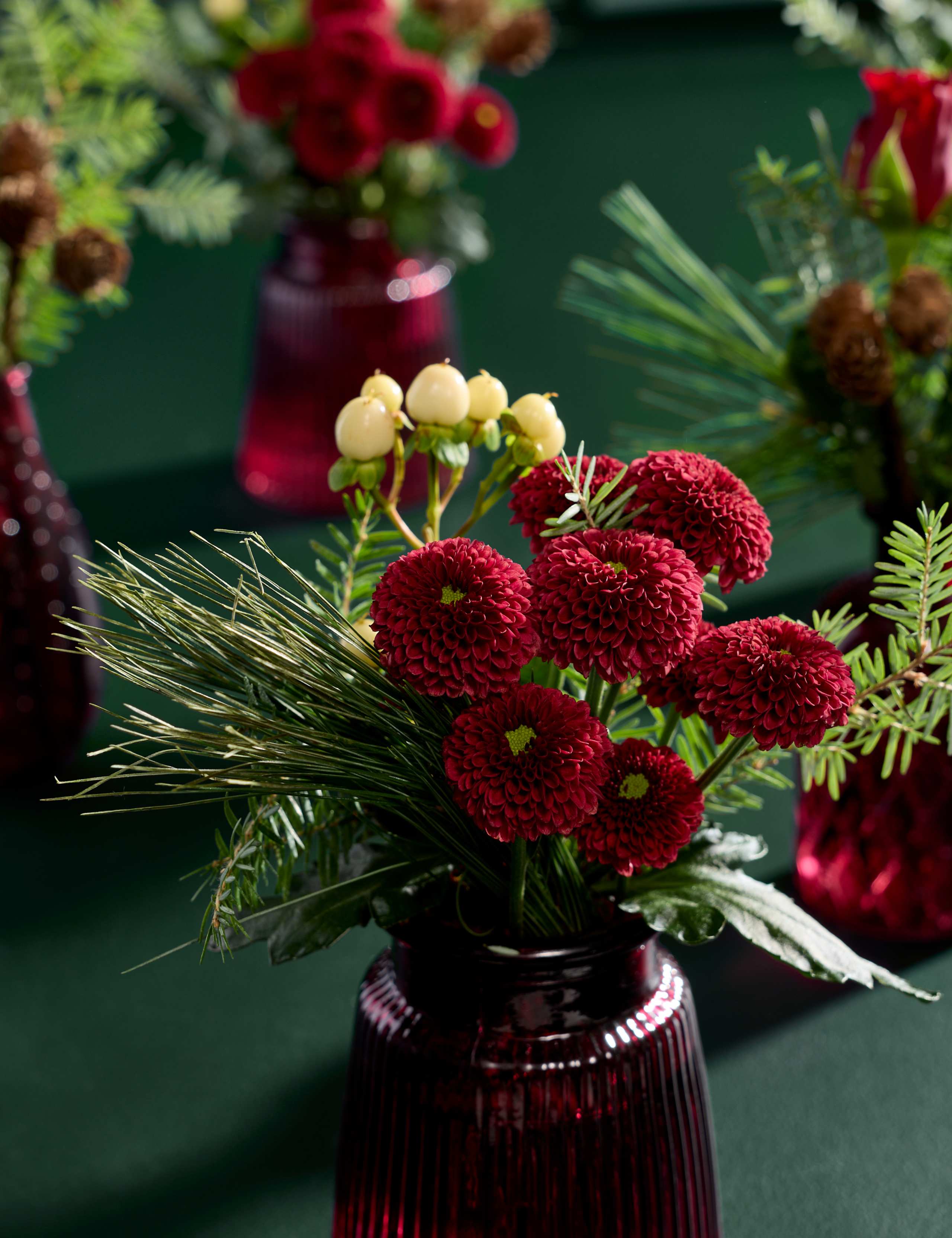 Christmas Flower Tablescape (Delivery from 10th December) 3 of 6