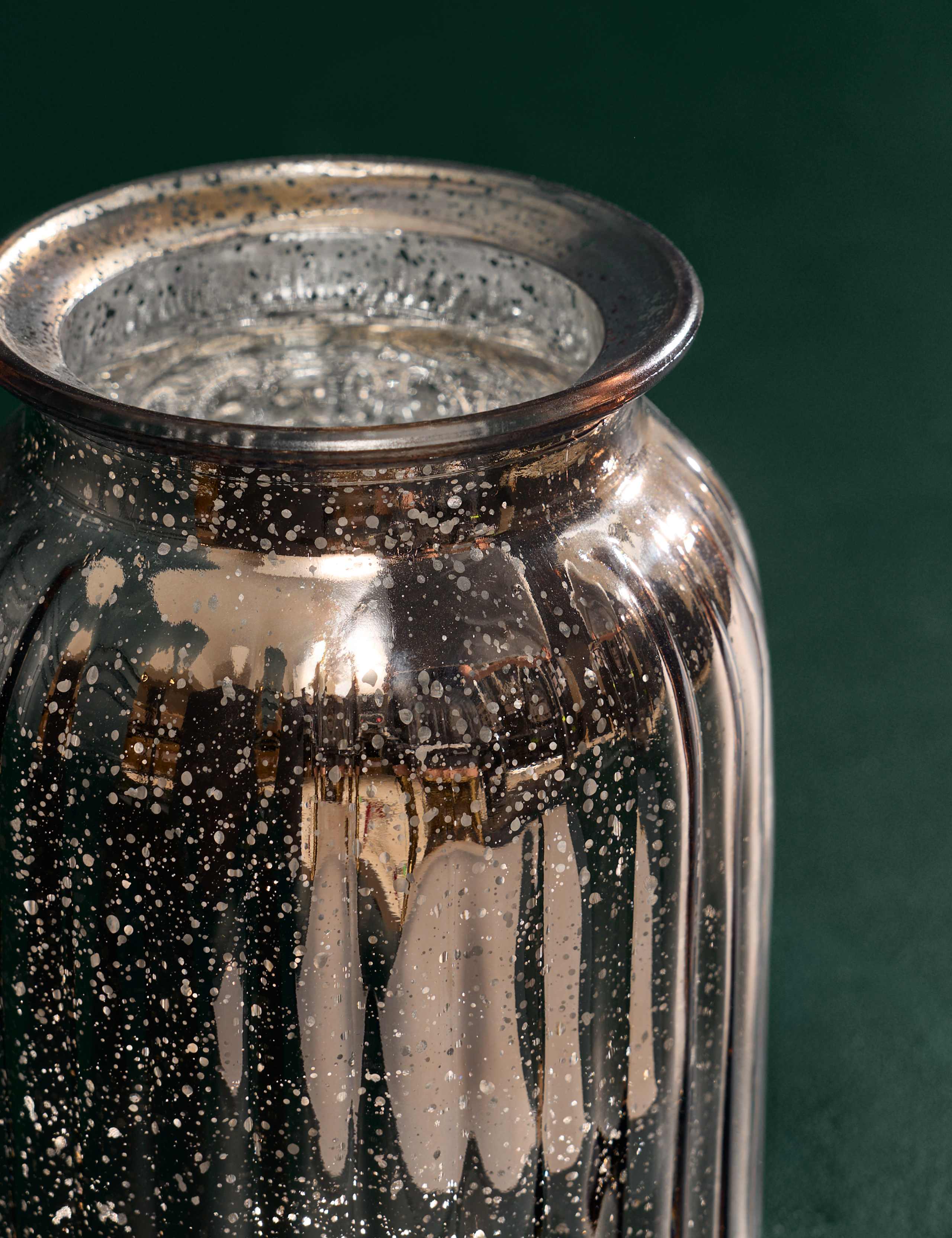 Red Rose & Skimmia with Vase 4 of 8