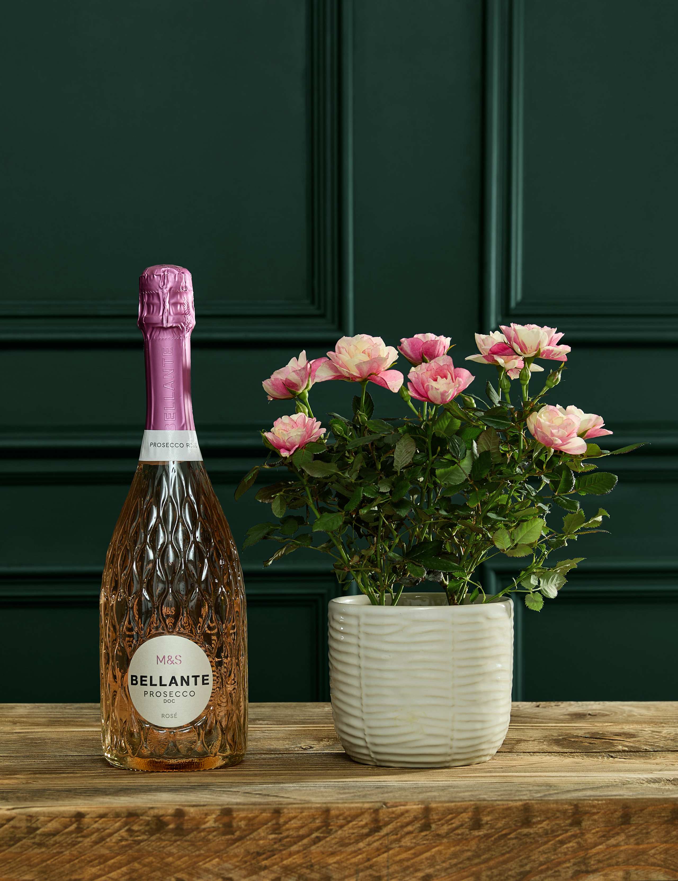 Pia Rose with Prosecco 1 of 7