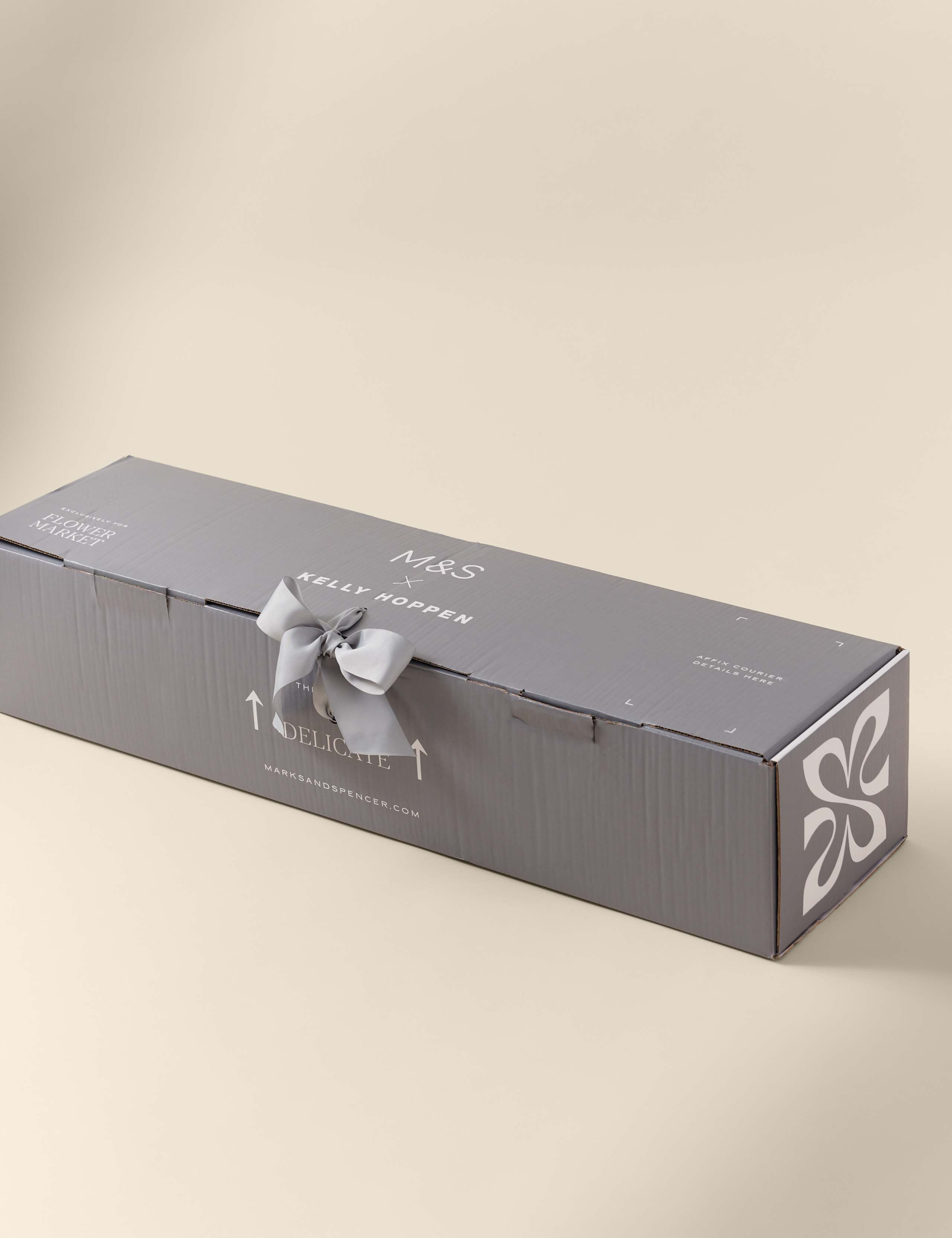 Kelly Hoppen Red Rose Christmas Bouquet 8 of 9