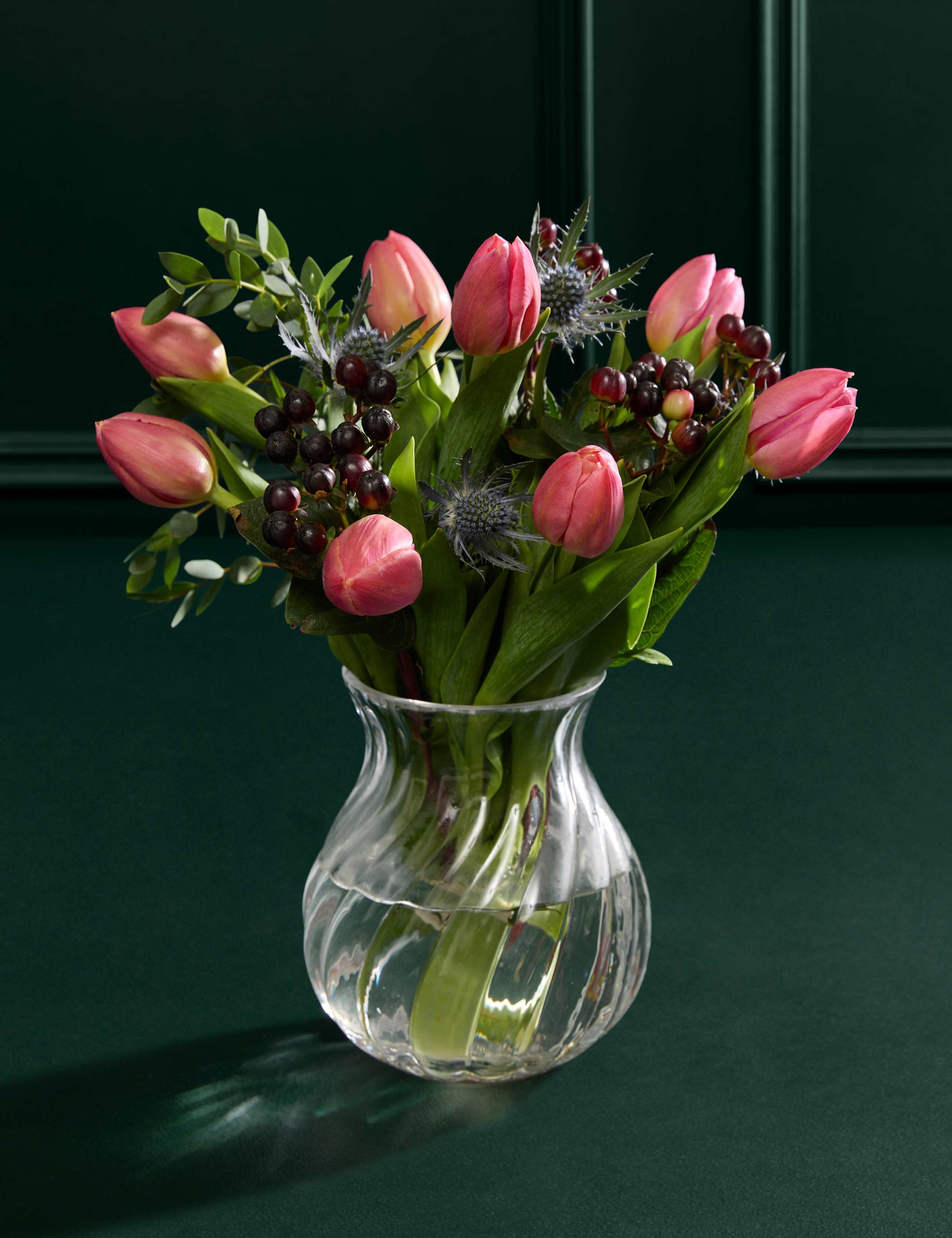 Tulips Bouquet with Vase 1 of 8