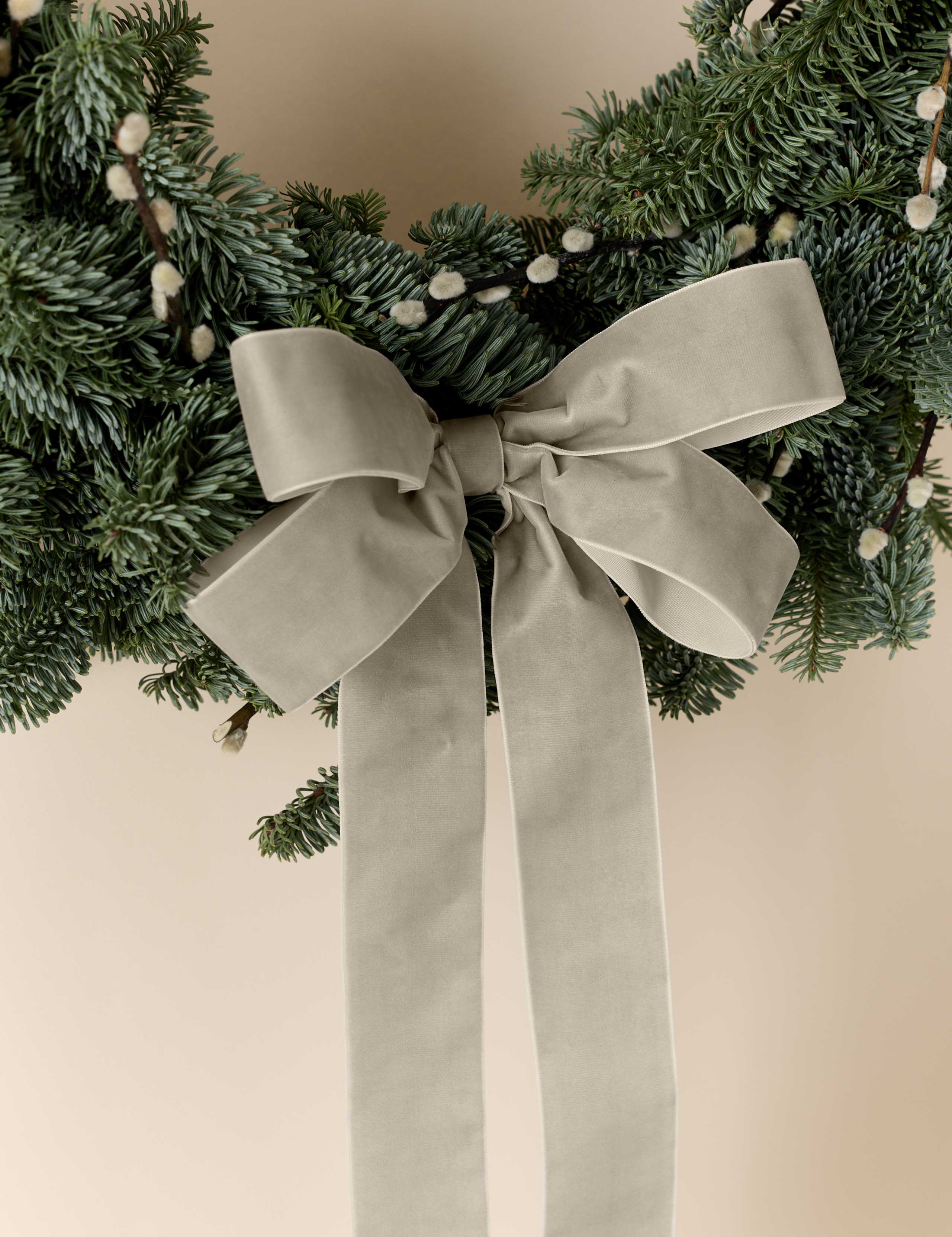 Kelly Hoppen Christmas Wreath 3 of 4