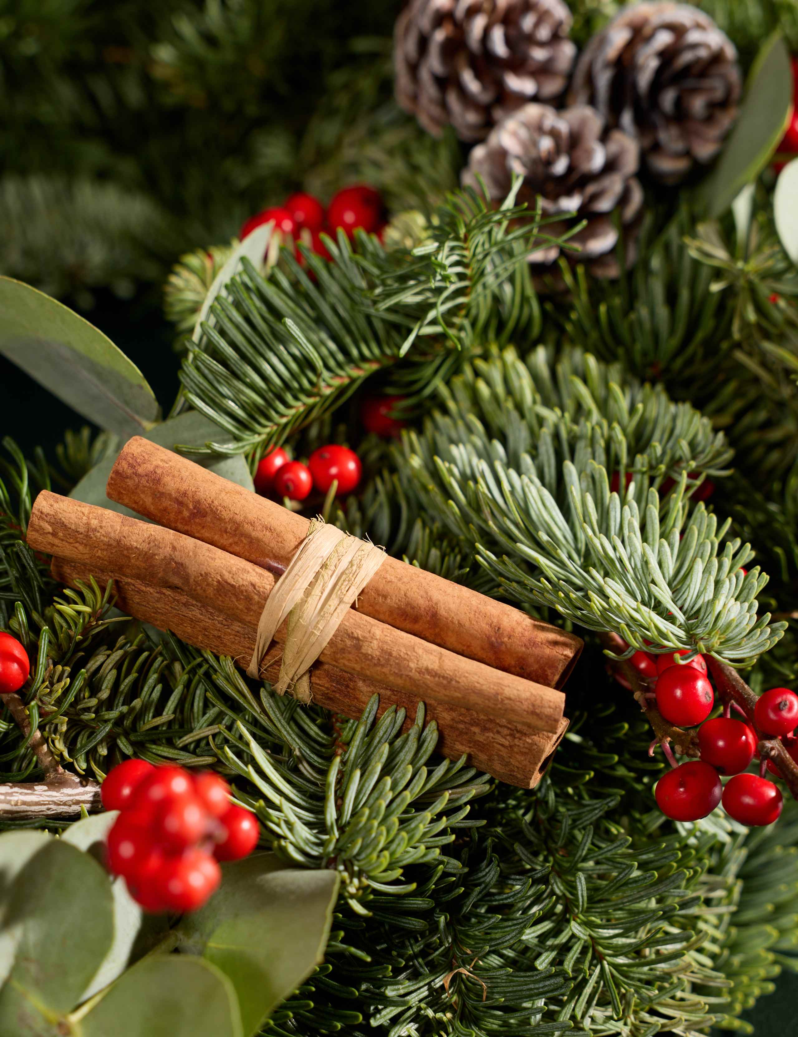 Set of 4 Create Your Own Wreaths with Bellante Prosecco 5 of 8