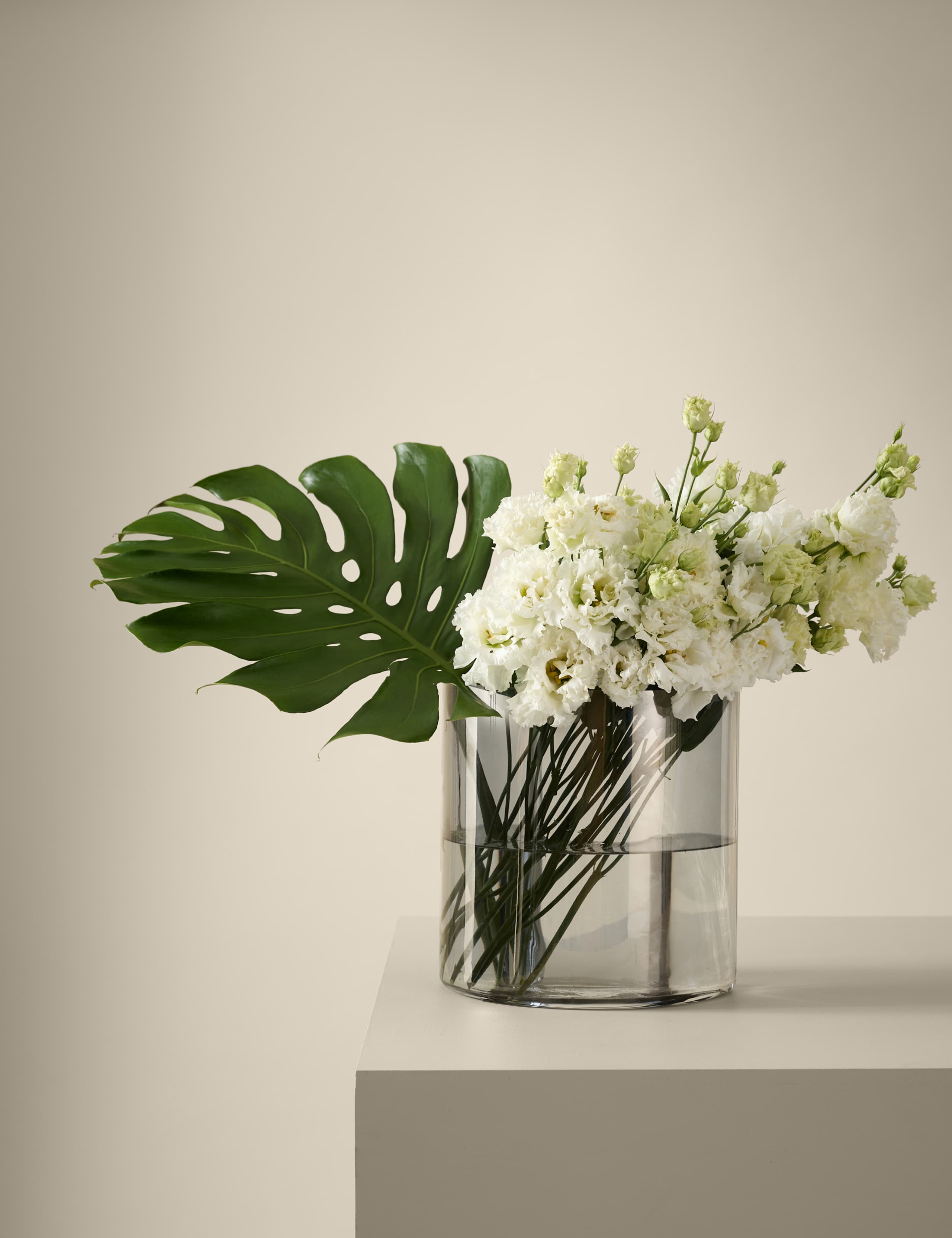 Frilly Lisianthus Bouquet 6 of 9