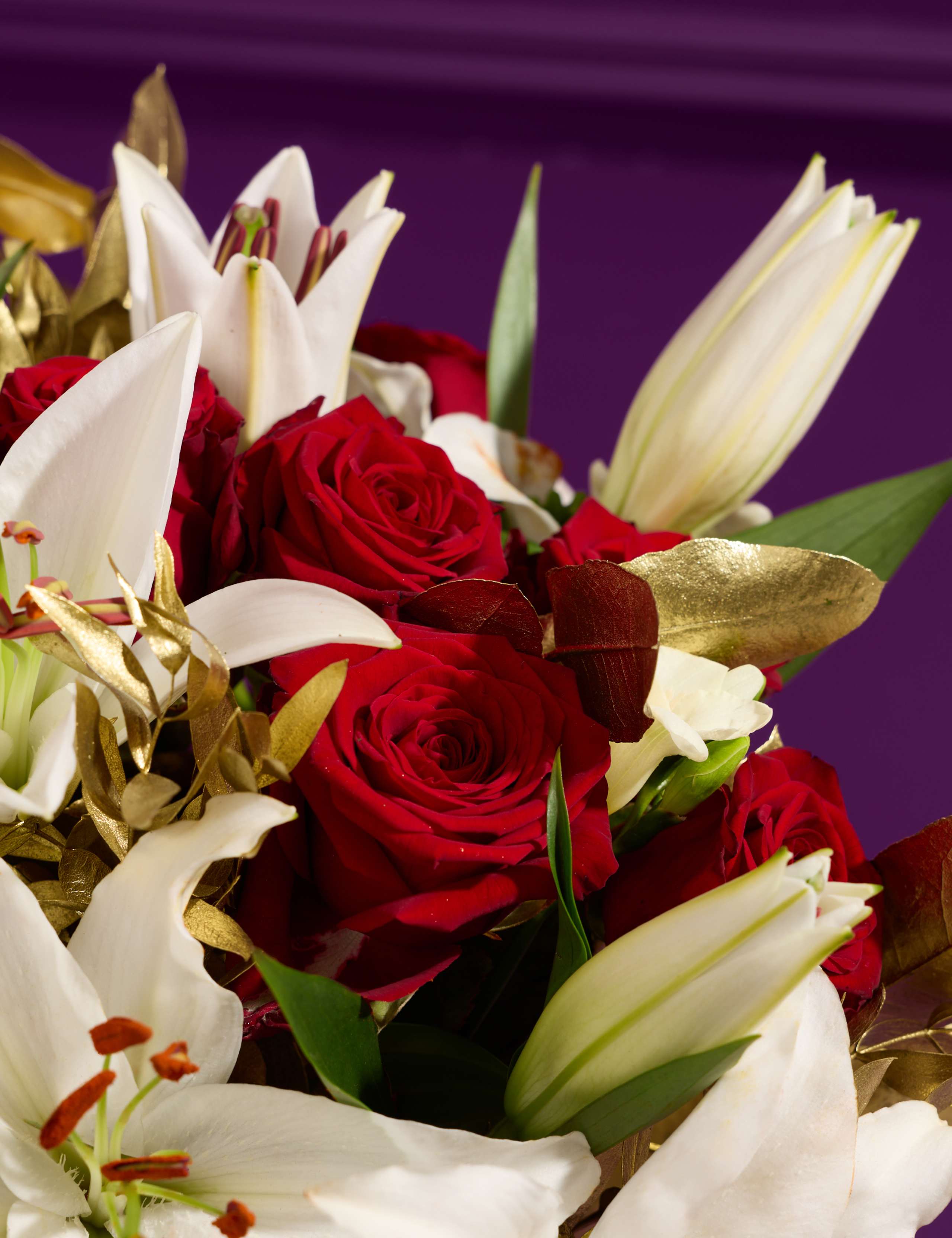 Dame Joan Collins Christmas Bouquet with Vase 4 of 10