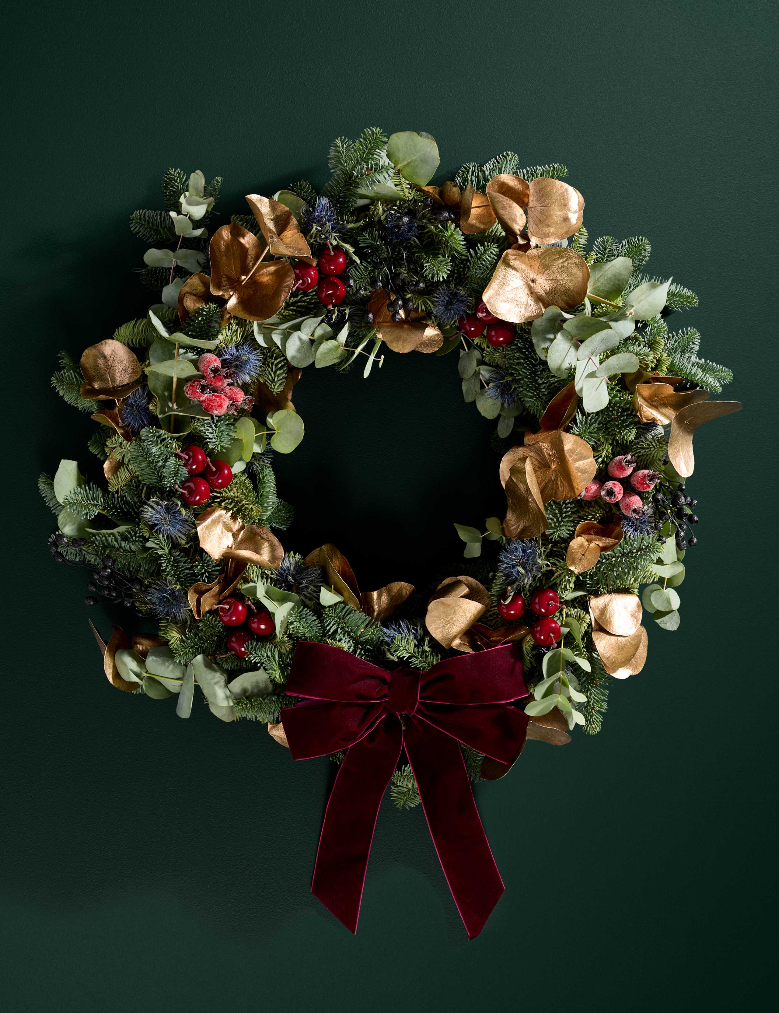 Winter Berry Real Christmas Wreath 3 of 4