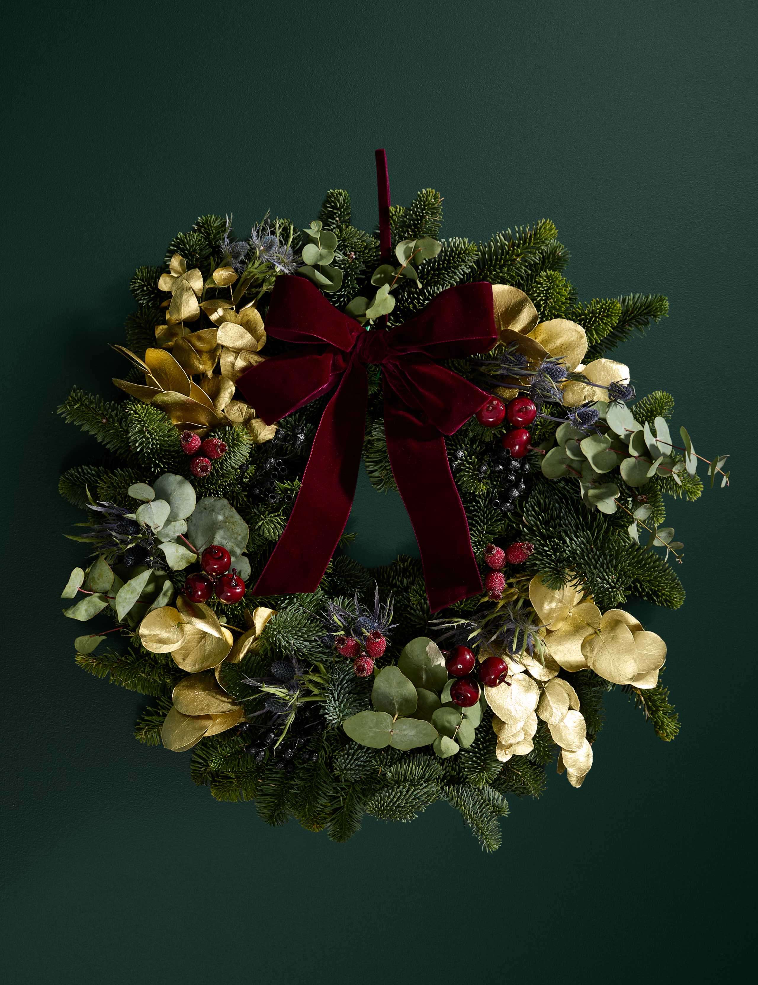 Winter Berry Real Christmas Wreath 5 of 5