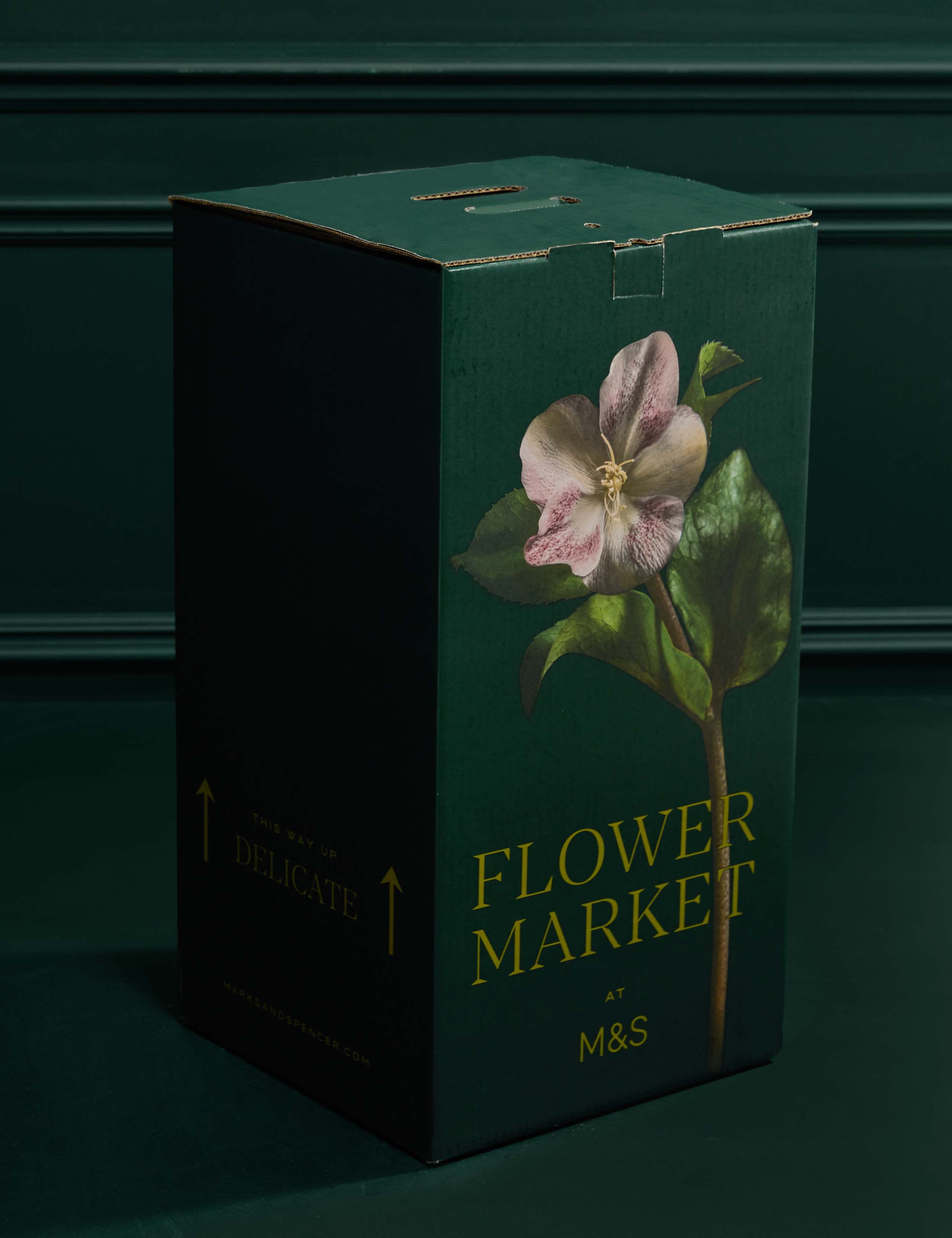 Mother's Day Luxury Pink Rose Bouquet with Champagne & Chocolates 8 of 9