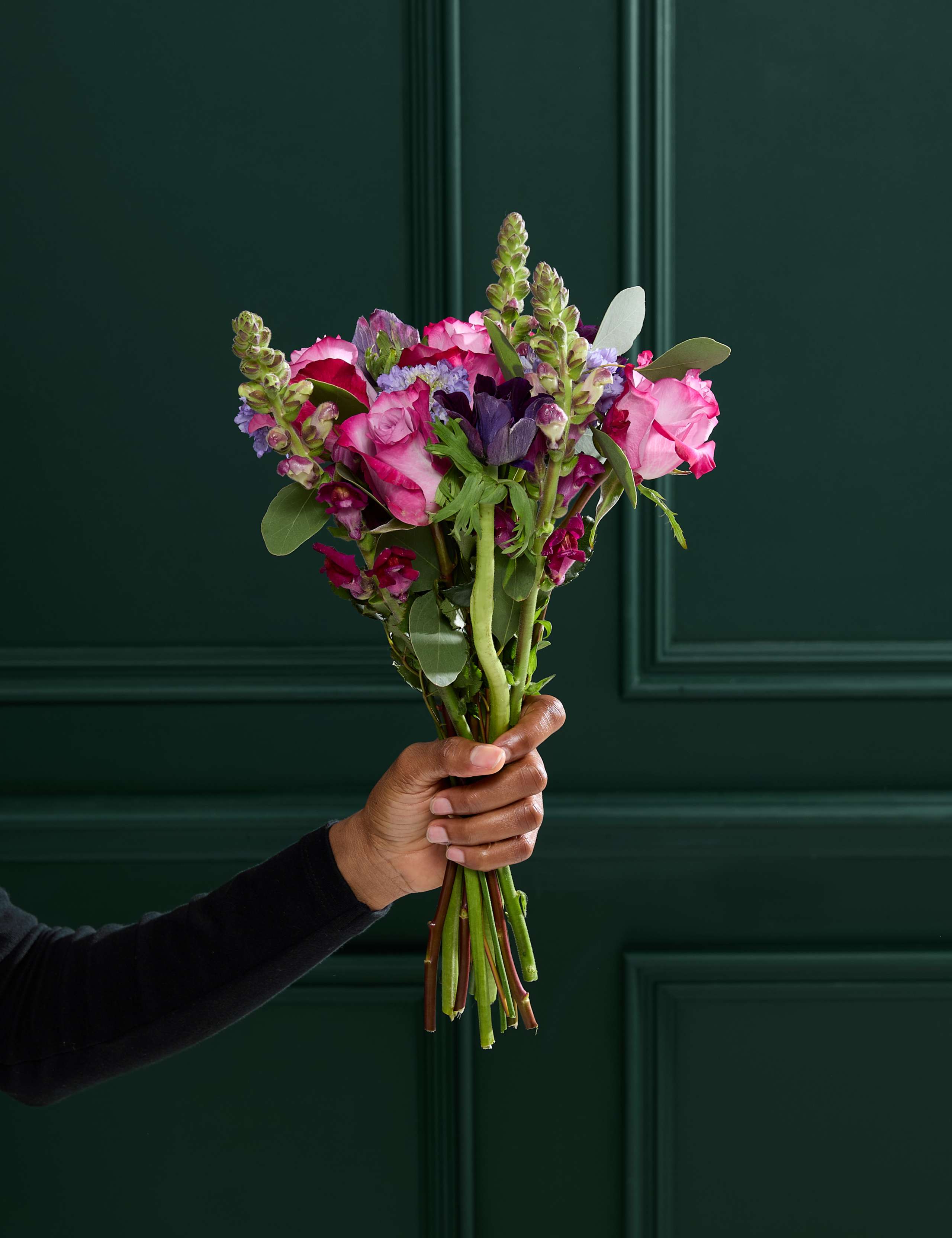 Mother's Day Roses & Antirrhinum with Vase 6 of 6
