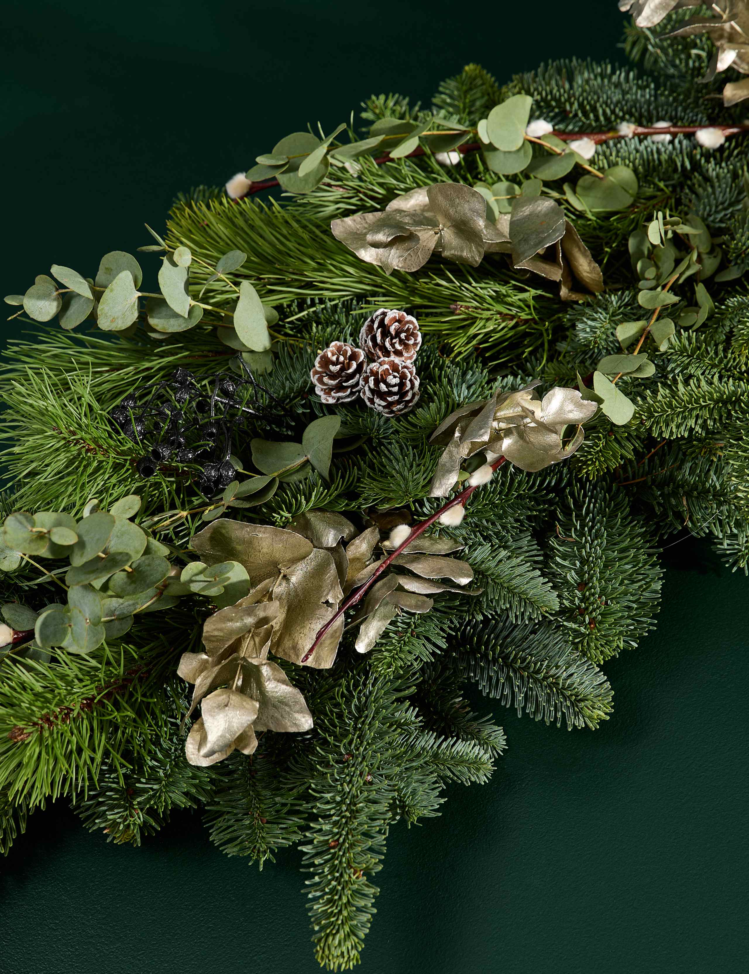 Festive Natural Garland 5 of 7