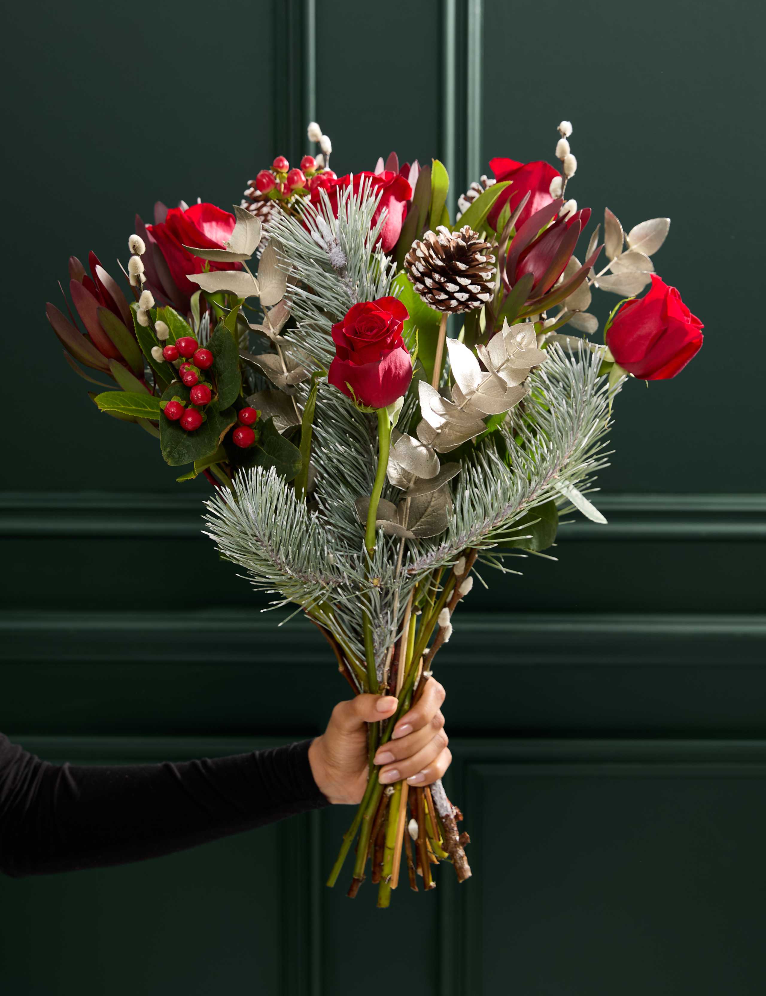 Red Rose with Scented Candle & Diffuser 3 of 9