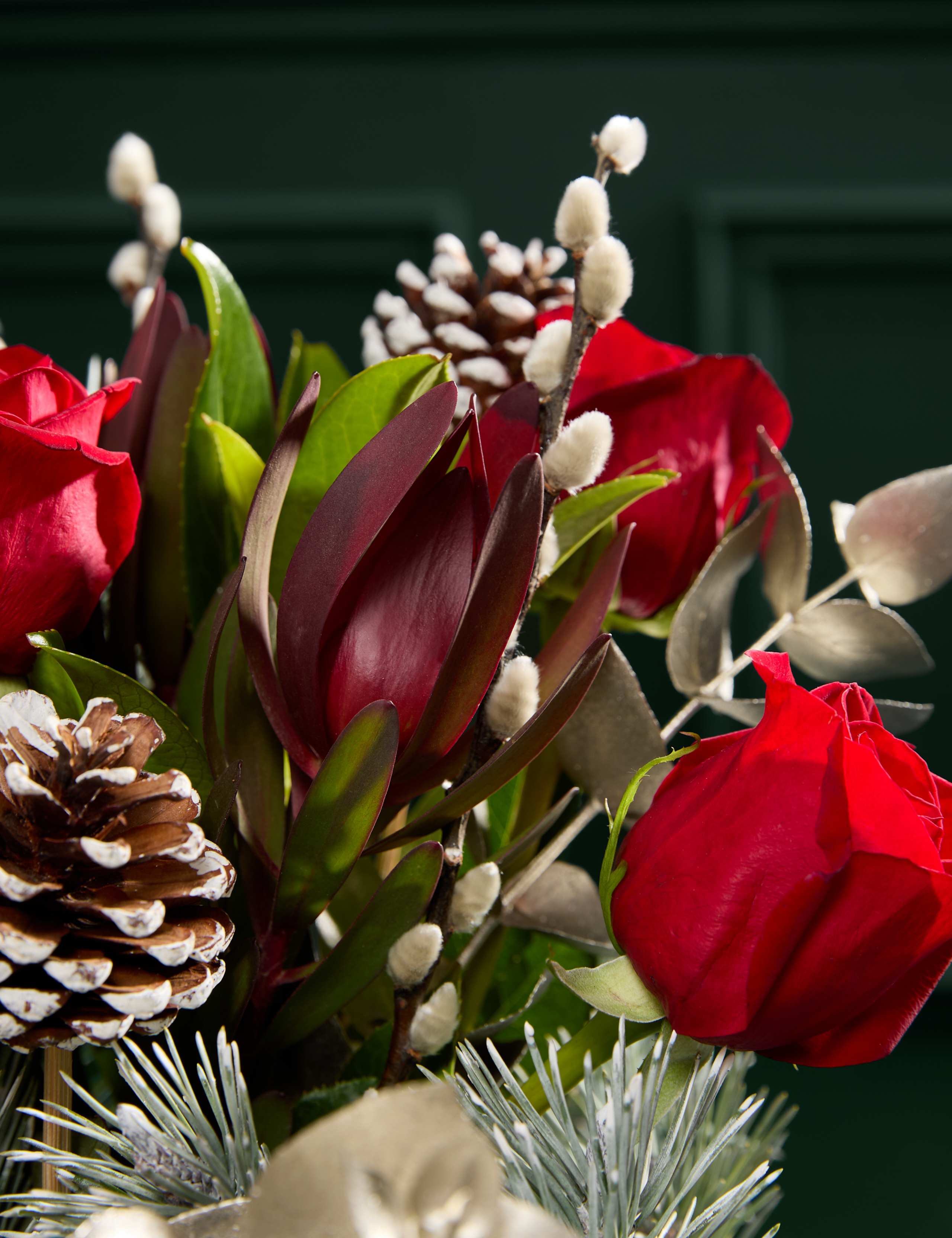Red Rose with Scented Candle & Diffuser 7 of 9