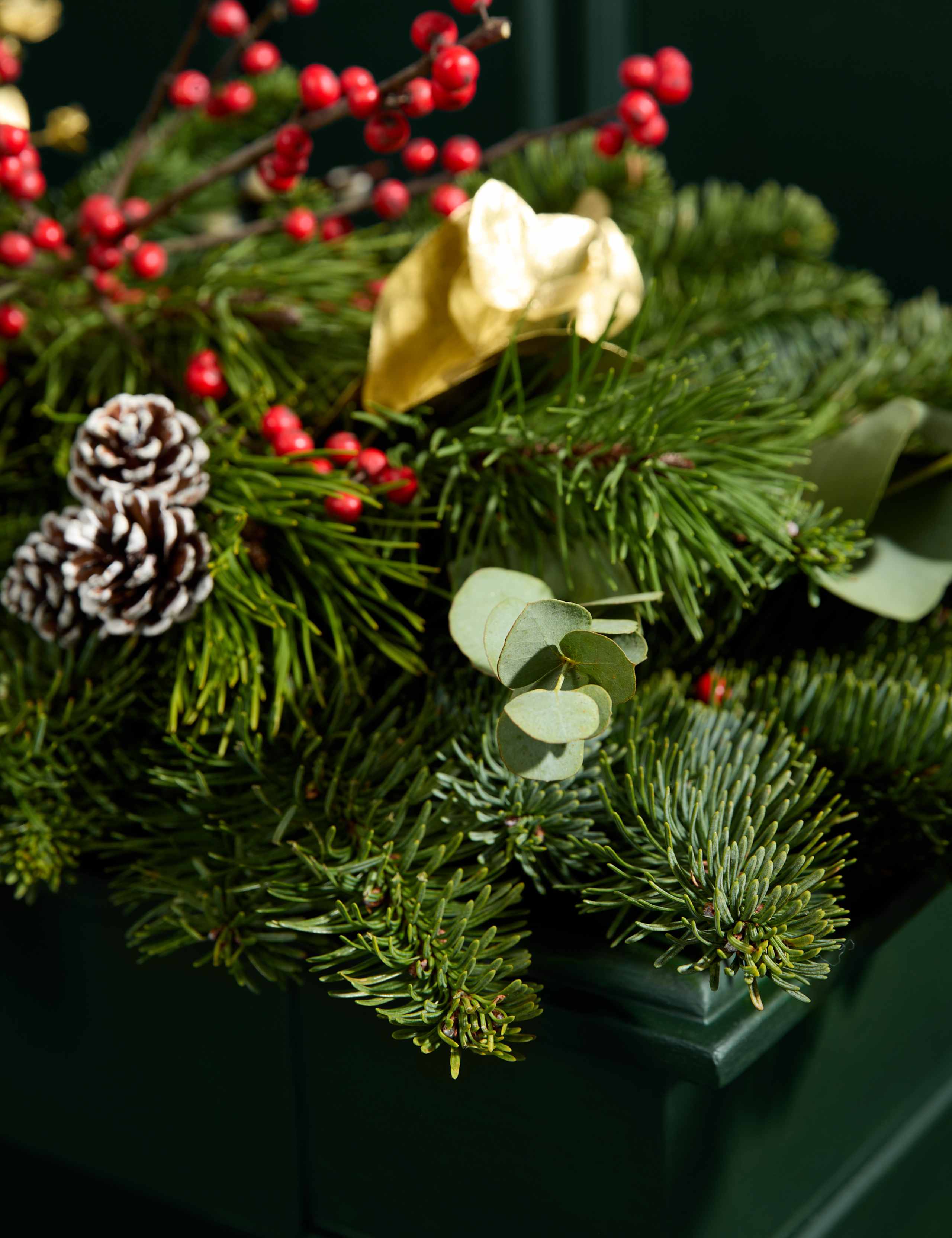 Festive Red Garland 3 of 7