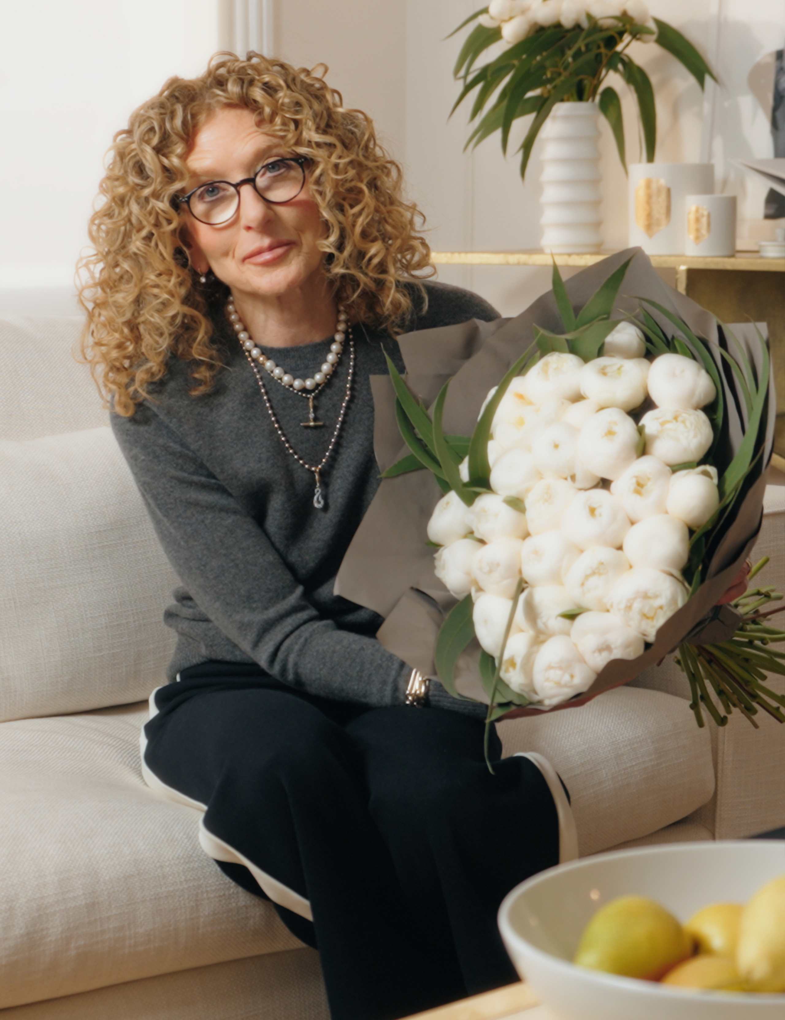 Kelly Hoppen Bountiful Peony Bouquet 3 of 7