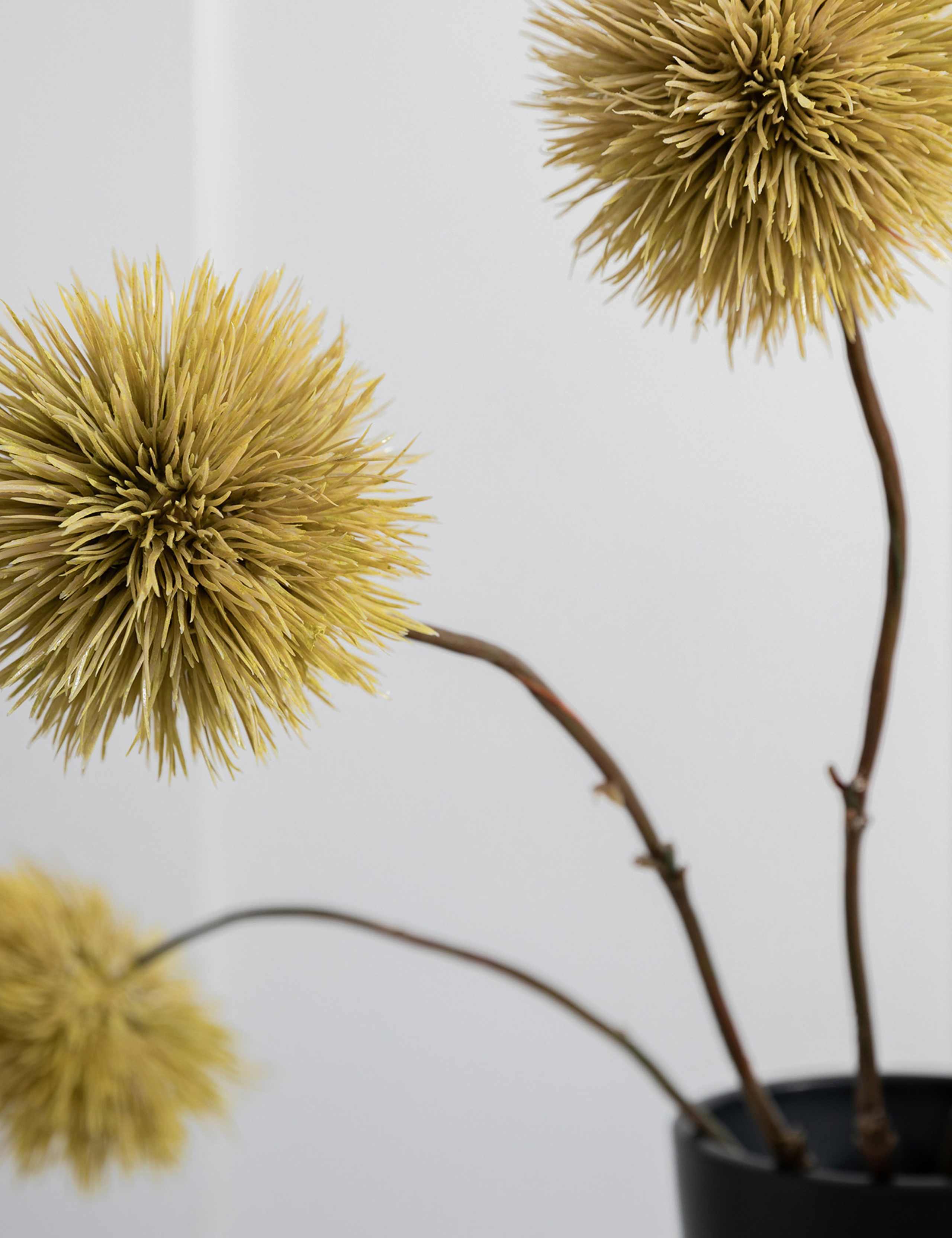 Set of 3 Artificial Snowball Spray Single Stems 3 of 3