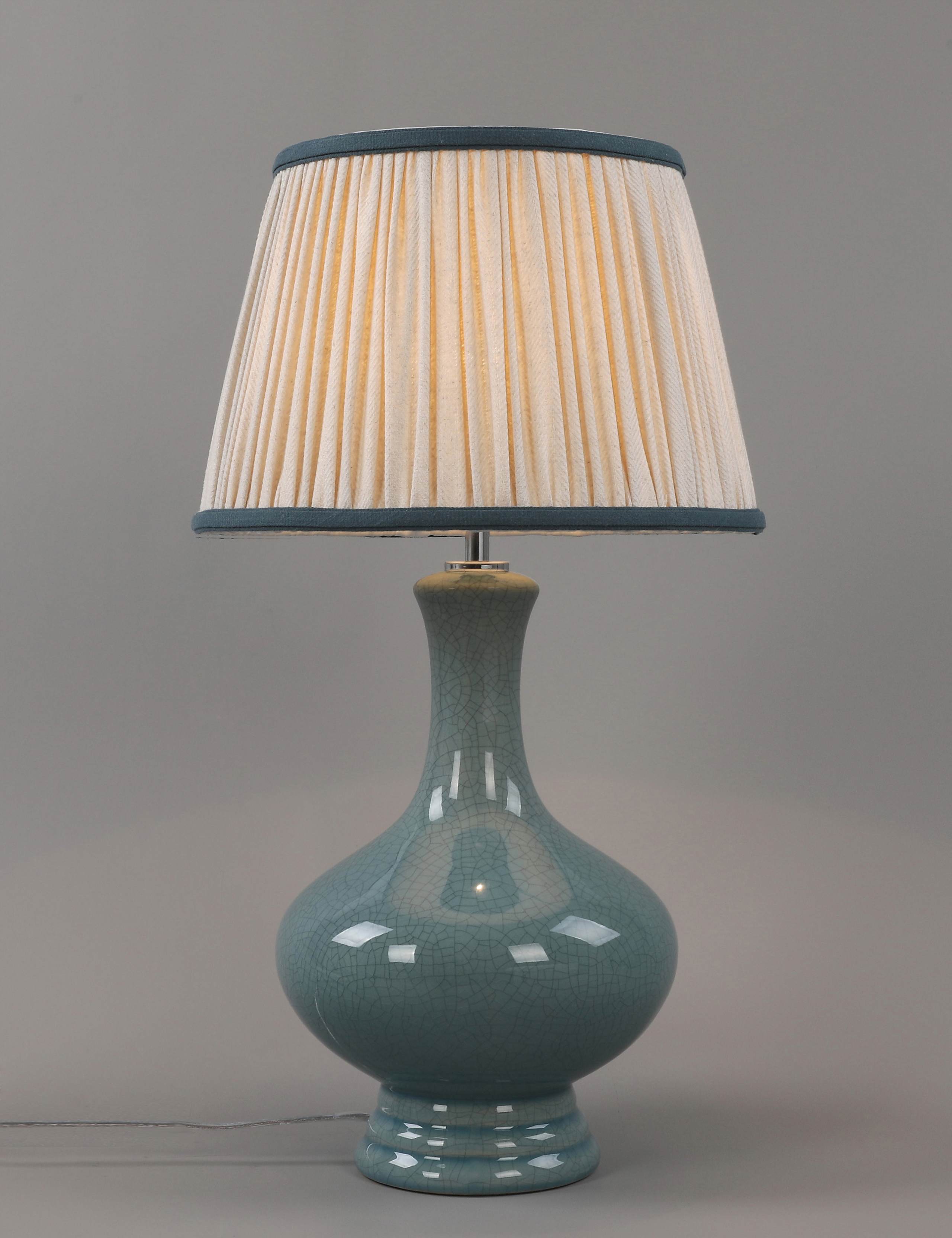 Daphne Table Lamp 4 of 4