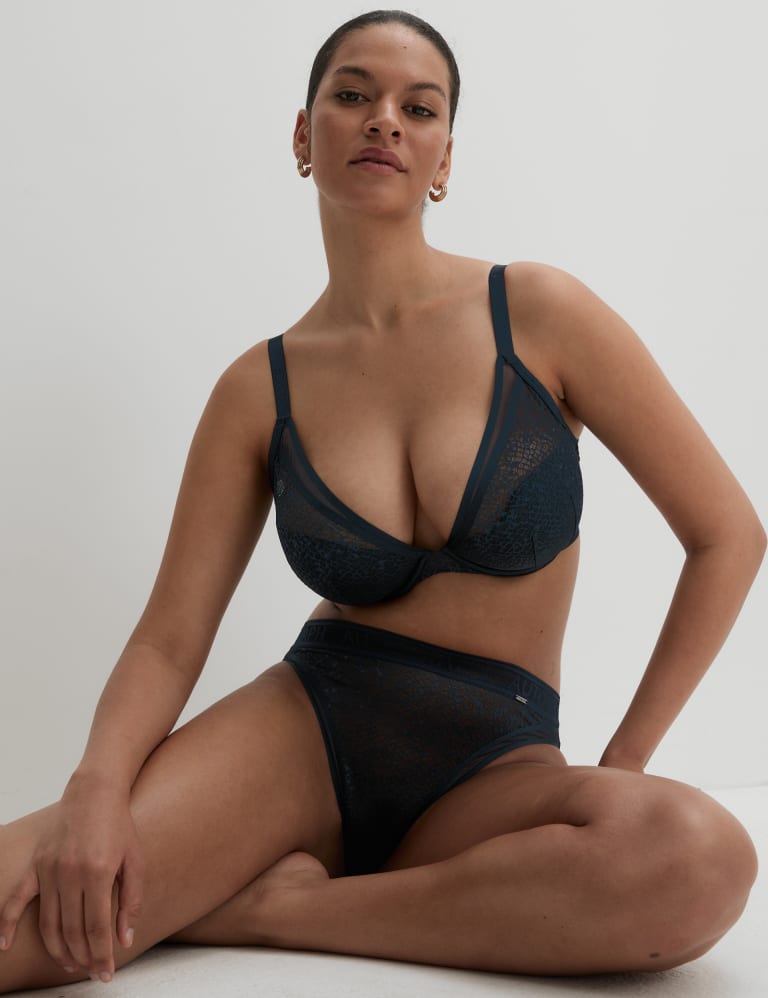 Tivoli Patterned Lace Wired Plunge Bra set F-G 1 of 4
