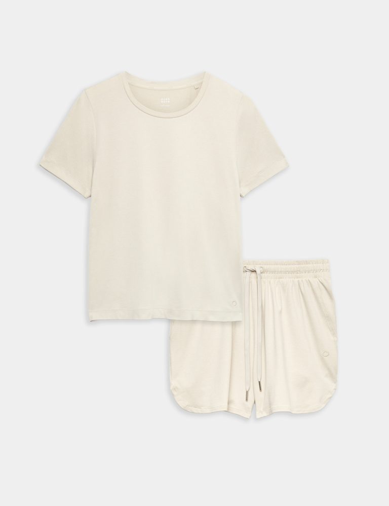 Relaxed T-shirt & Shorts Set 2 of 6