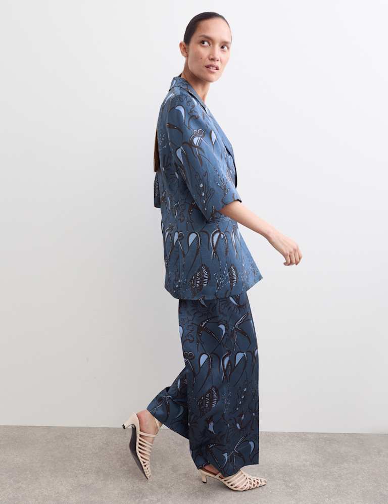 Printed Short Sleeve Longline Blazer & Trouser Set 4 of 6