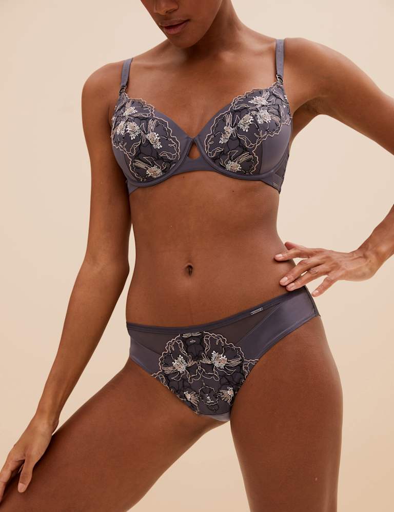 Allure Embroidery Wired Minimiser Bra Set C-G 5 of 6