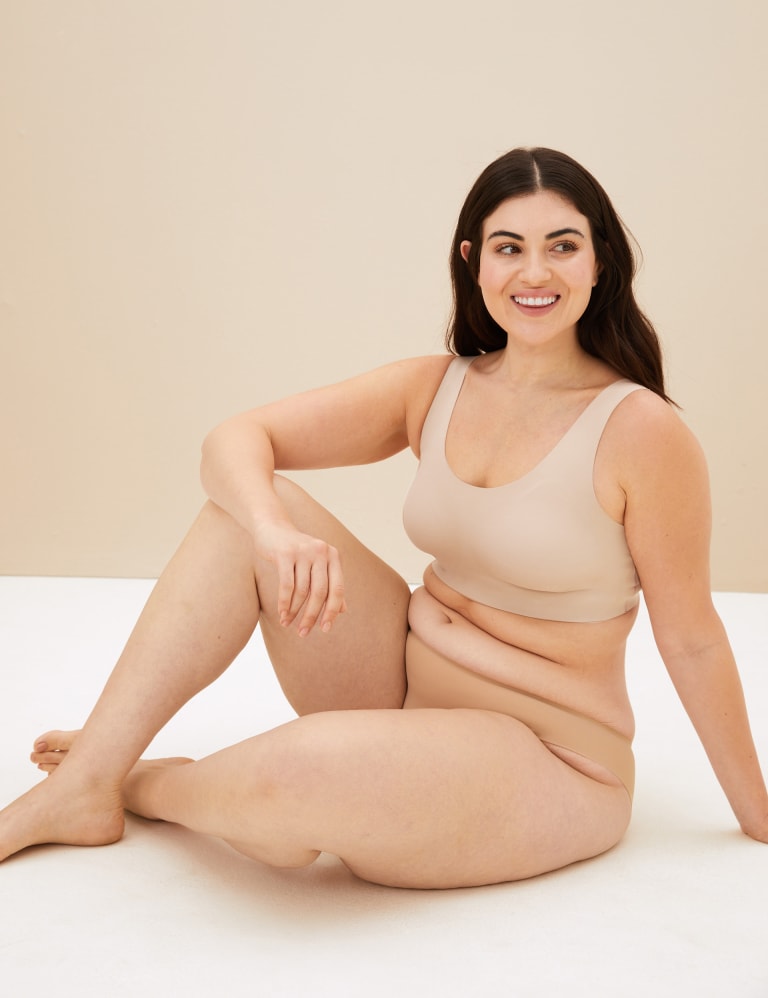 Flexifit™ Non Wired Crop Top Set 1 of 1