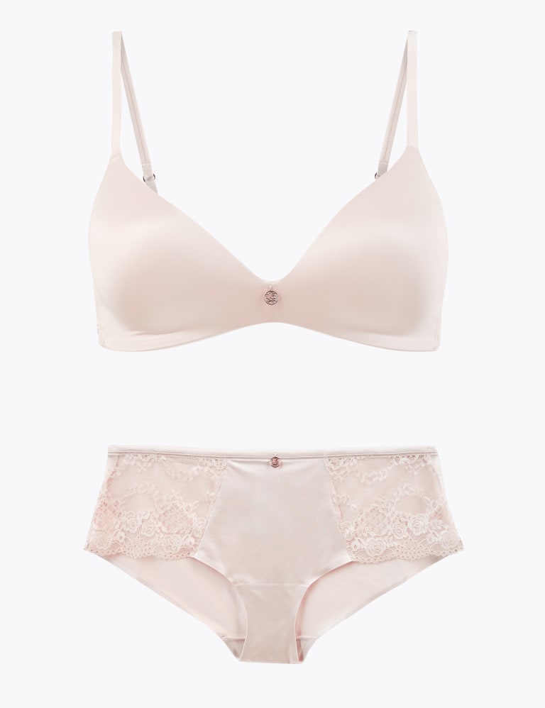 Smoothing Padded Set with Plunge Bra 2 of 6