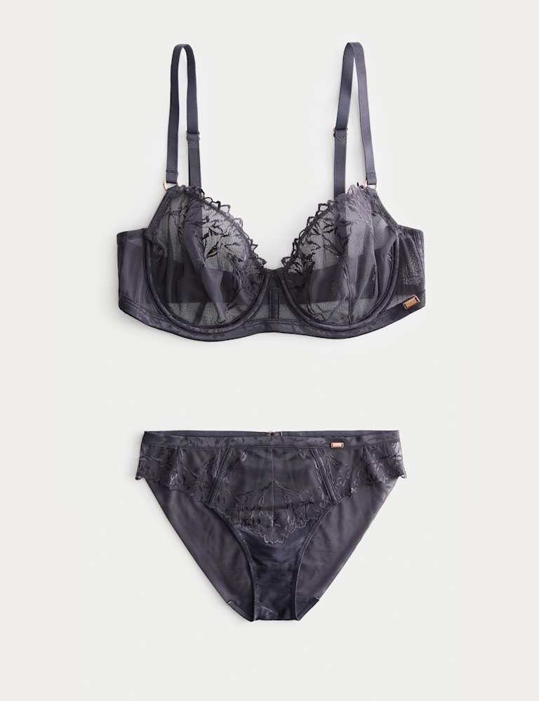 Lisianthus Embroidery Wired Balcony Bra Set A-E 2 of 6