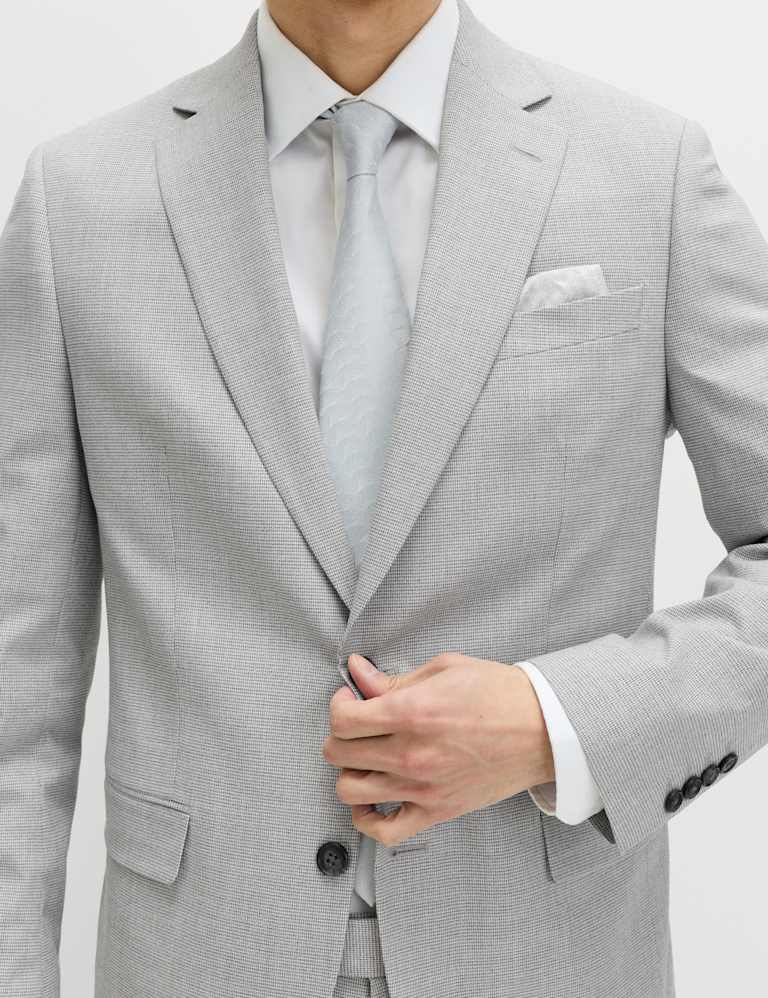 3 Piece Tailored Fit Stretch Suit 4 of 6