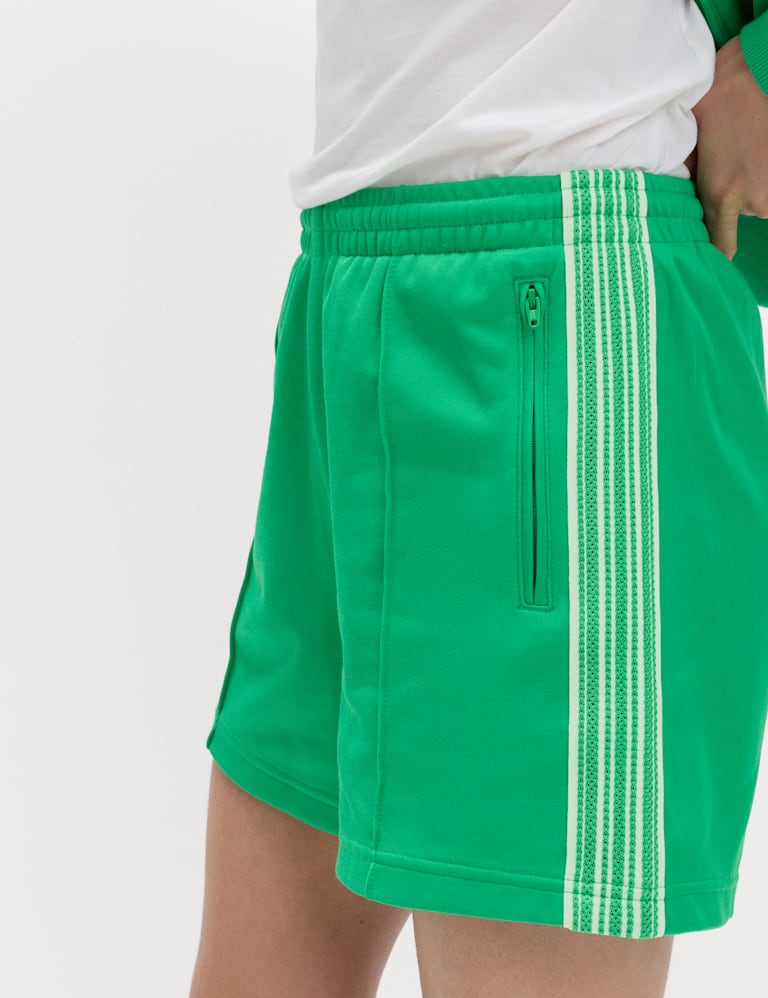 Jacket & Shorts Set 5 of 6