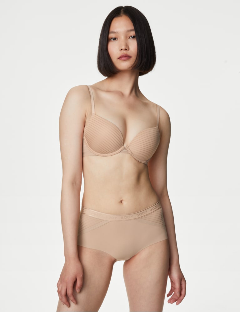 Body Define™ Wired Push-Up Bra set A-E 1 of 1