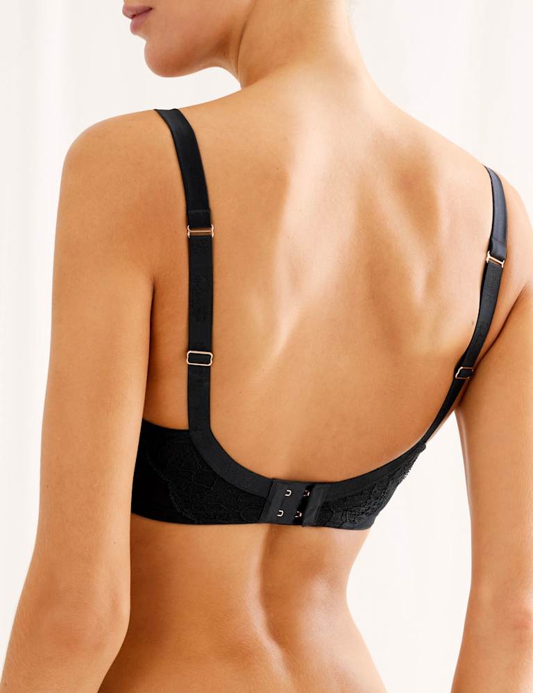 Silk & Lace Set with Minimiser Bra 4 of 6