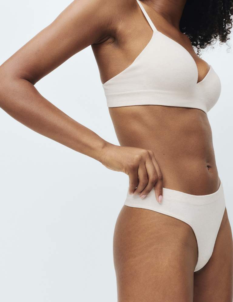 2 Pack Seamfree Wired Demi Cup Bras Set A-E 5 of 6