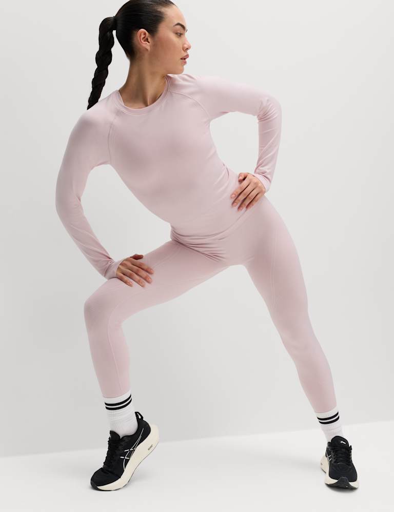 Seamless Top & Leggings Set 1 of 6