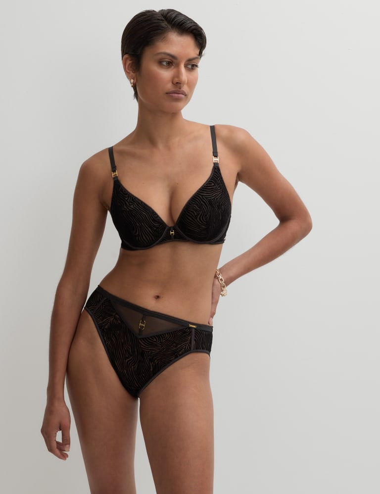 Oslo Flock Wired Plunge Bra Set A-E 5 of 6