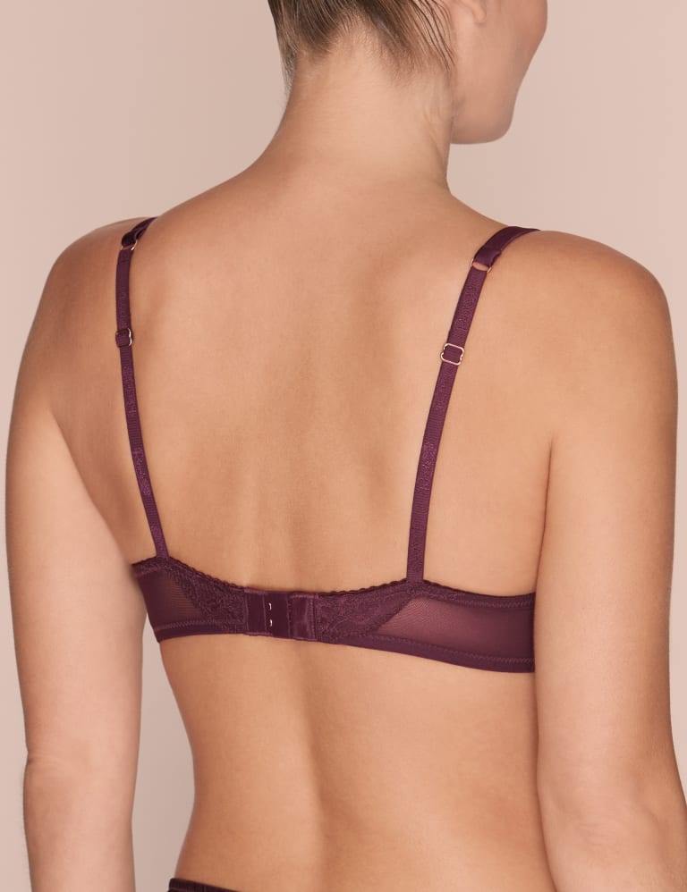 Silk & Lace Set with Padded Balcony A-E 4 of 6