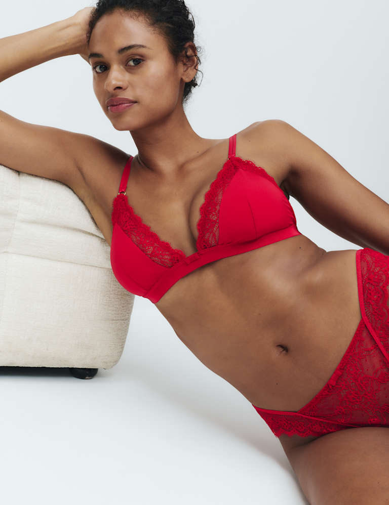 Ida Lace Non Wired Bralette Set A-E 1 of 6